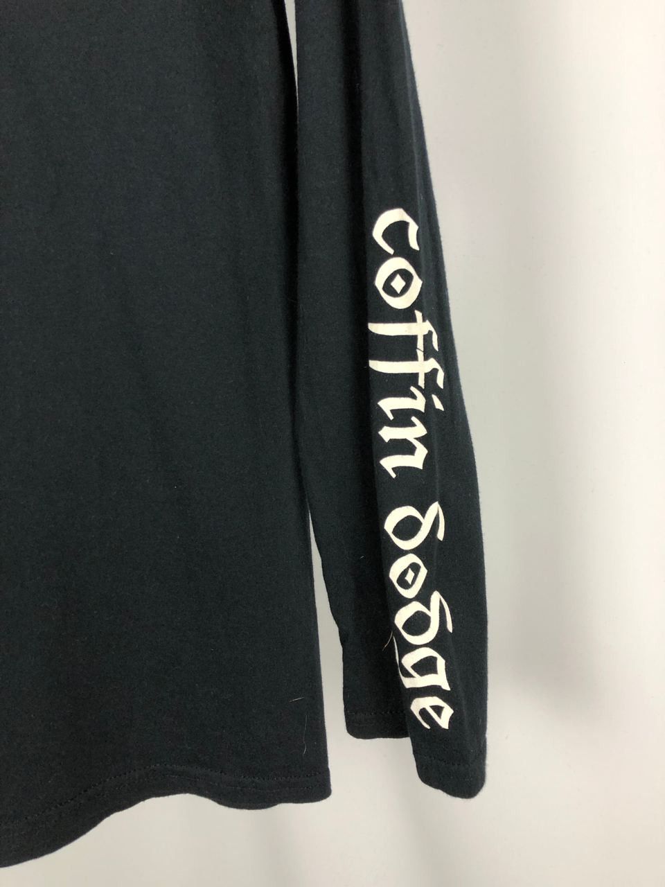 Band Tees THEM Ansome ‎– Coffin Dodge EP long sleeve size M Size US M / EU 48-50 / 2 - 4 Thumbnail
