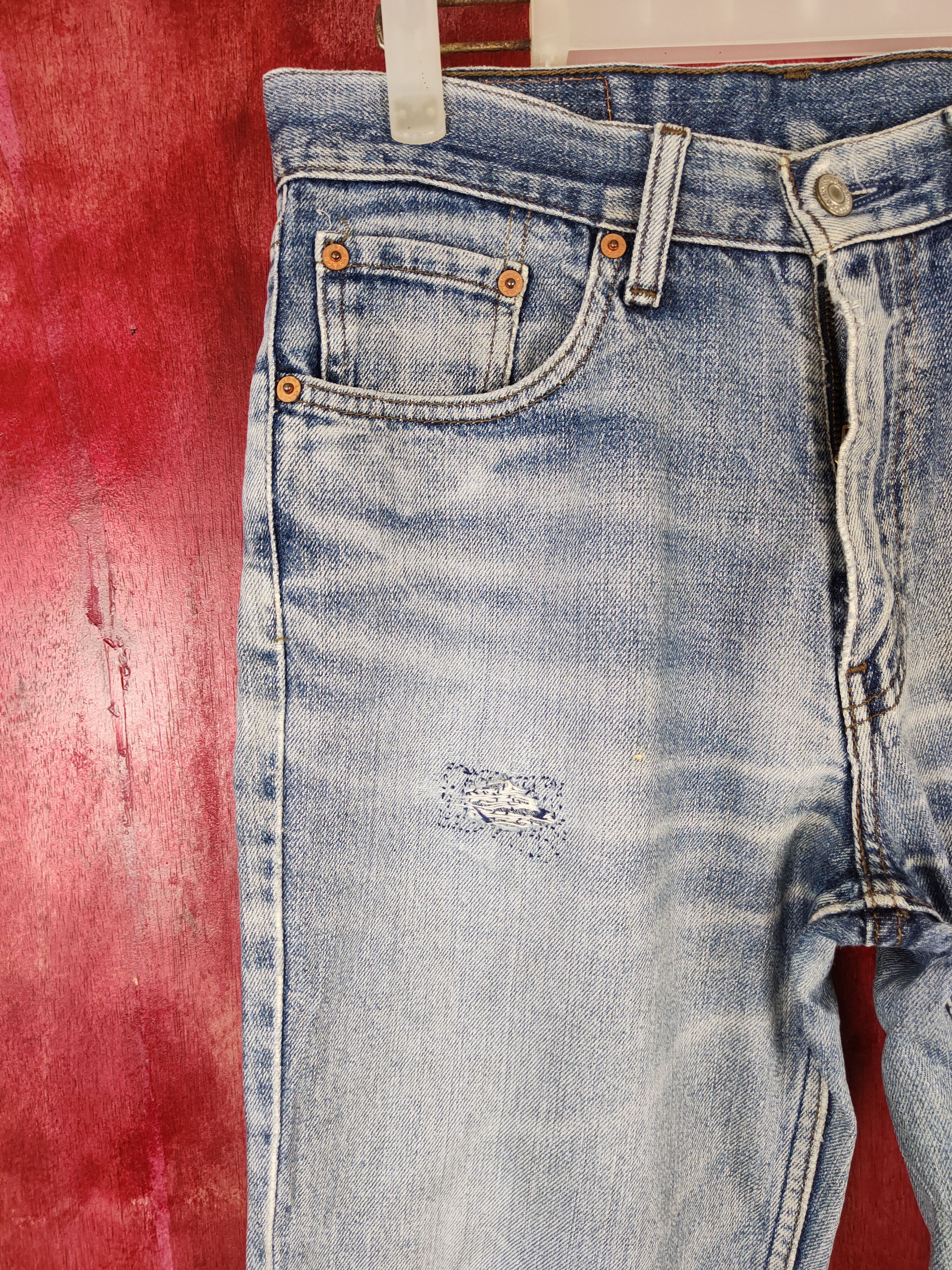 Levi's Levi Strauss & Co faded distressed Blue denim Jeans #4897 Size US 30 / EU 46 - 3 Thumbnail