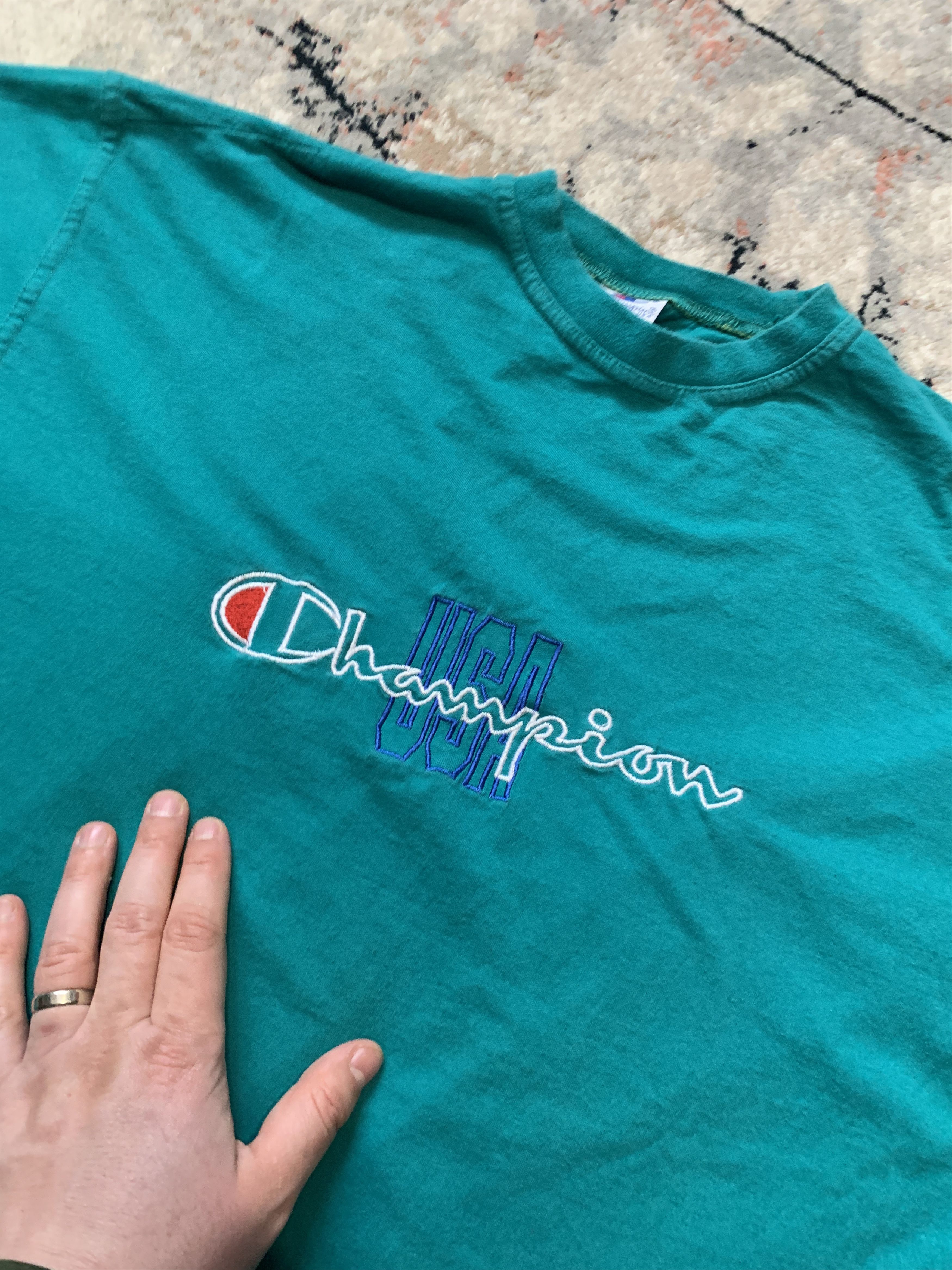Champion Champion USA Vintage T-Shirt Size US L / EU 52-54 / 3 - 3 Thumbnail