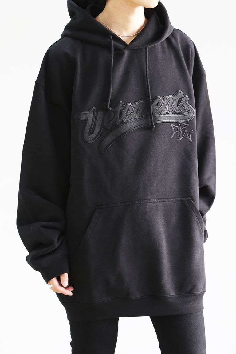 Vetements Black Baseball Embroidered Logo Hoodie Size L / US 10 / IT 46 - 3 Thumbnail