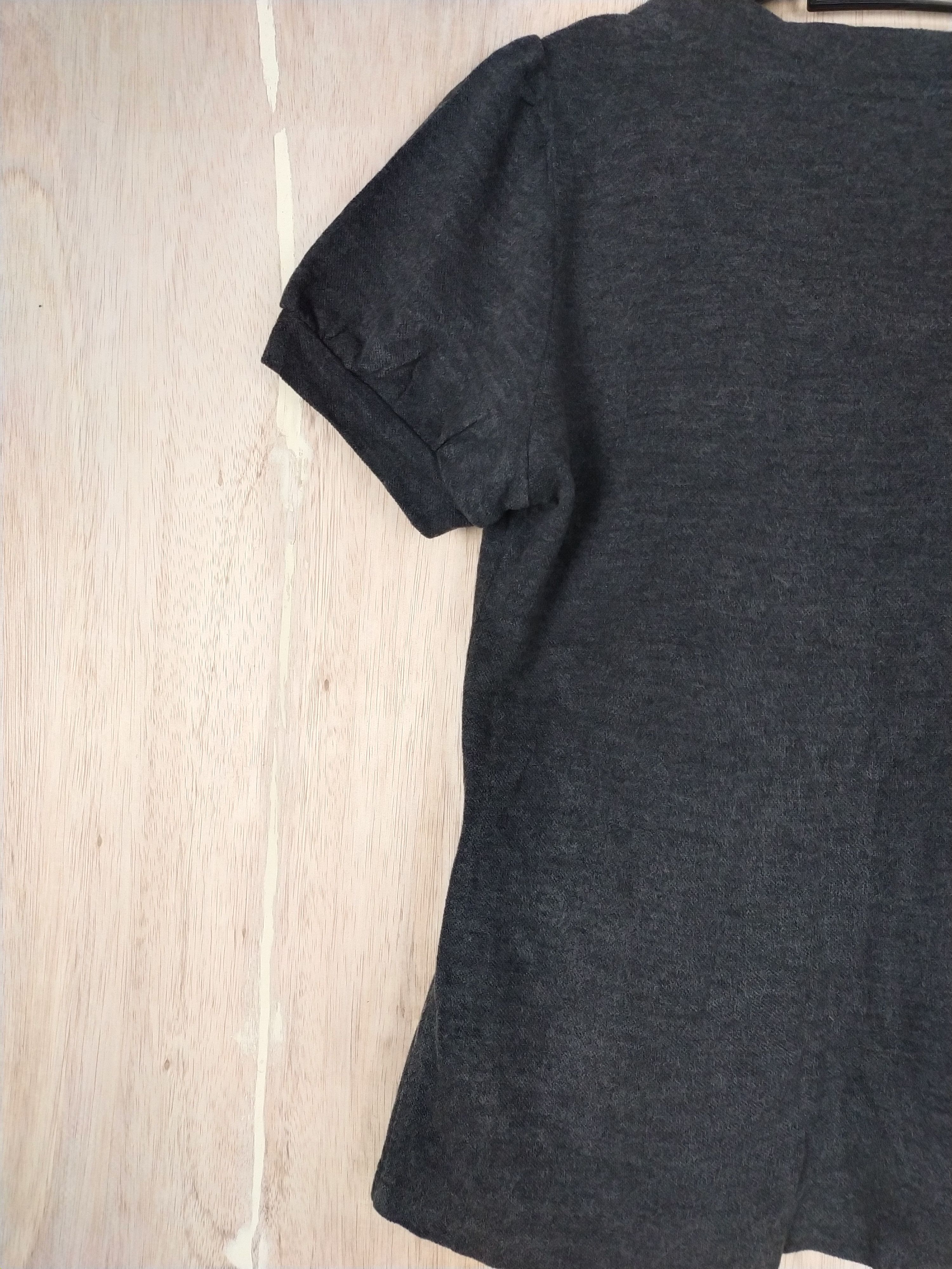 Burberry DL Burberry blue label gray Tshirt #2771 Size XS / US 0-2 / IT 36-38 - 8 Thumbnail