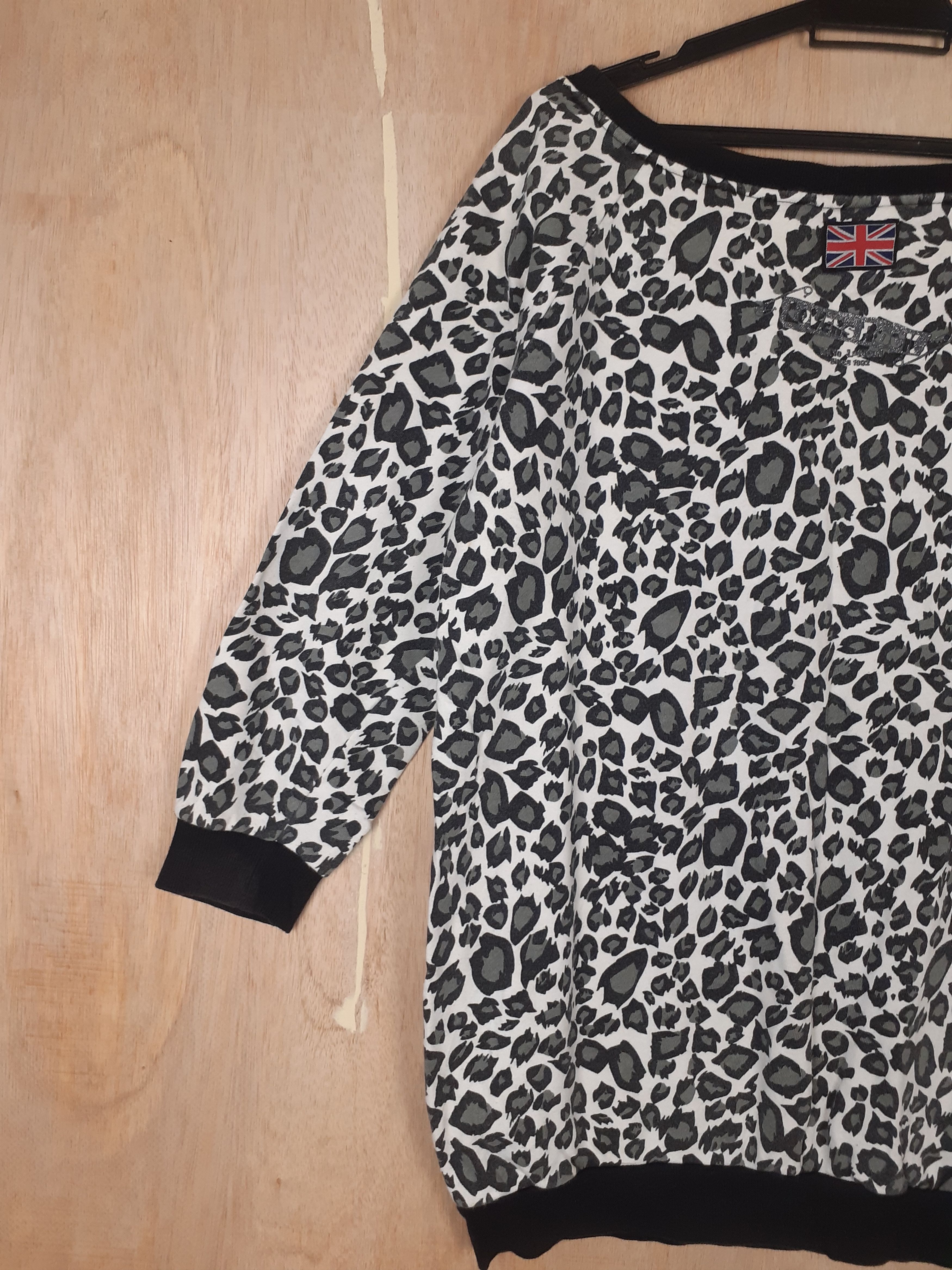 Japanese Brand Super Lovers leopard cheetah art gray shirt #3653 Size M / US 6-8 / IT 42-44 - 10 Thumbnail