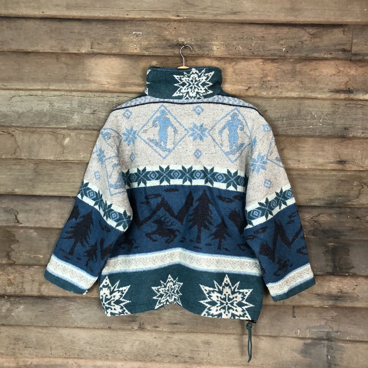 L.L. Bean DL L.L Bean Green art winter sweater vintage #3595 Size US M / EU 48-50 / 2 - 10 Thumbnail
