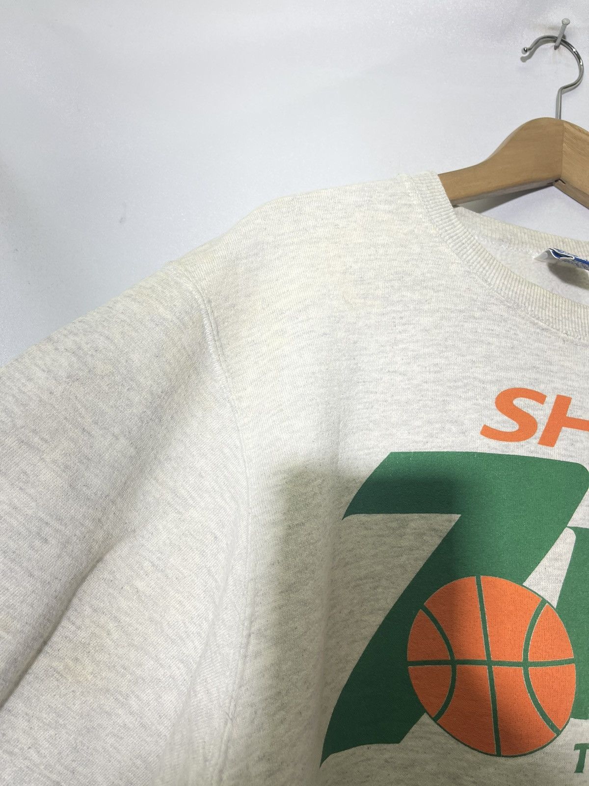 Champion VINTAGE 90’s CHAMPION 7-UP SHOOT OUT PROMO SWEATSHIRT Size US L / EU 52-54 / 3 - 6 Thumbnail