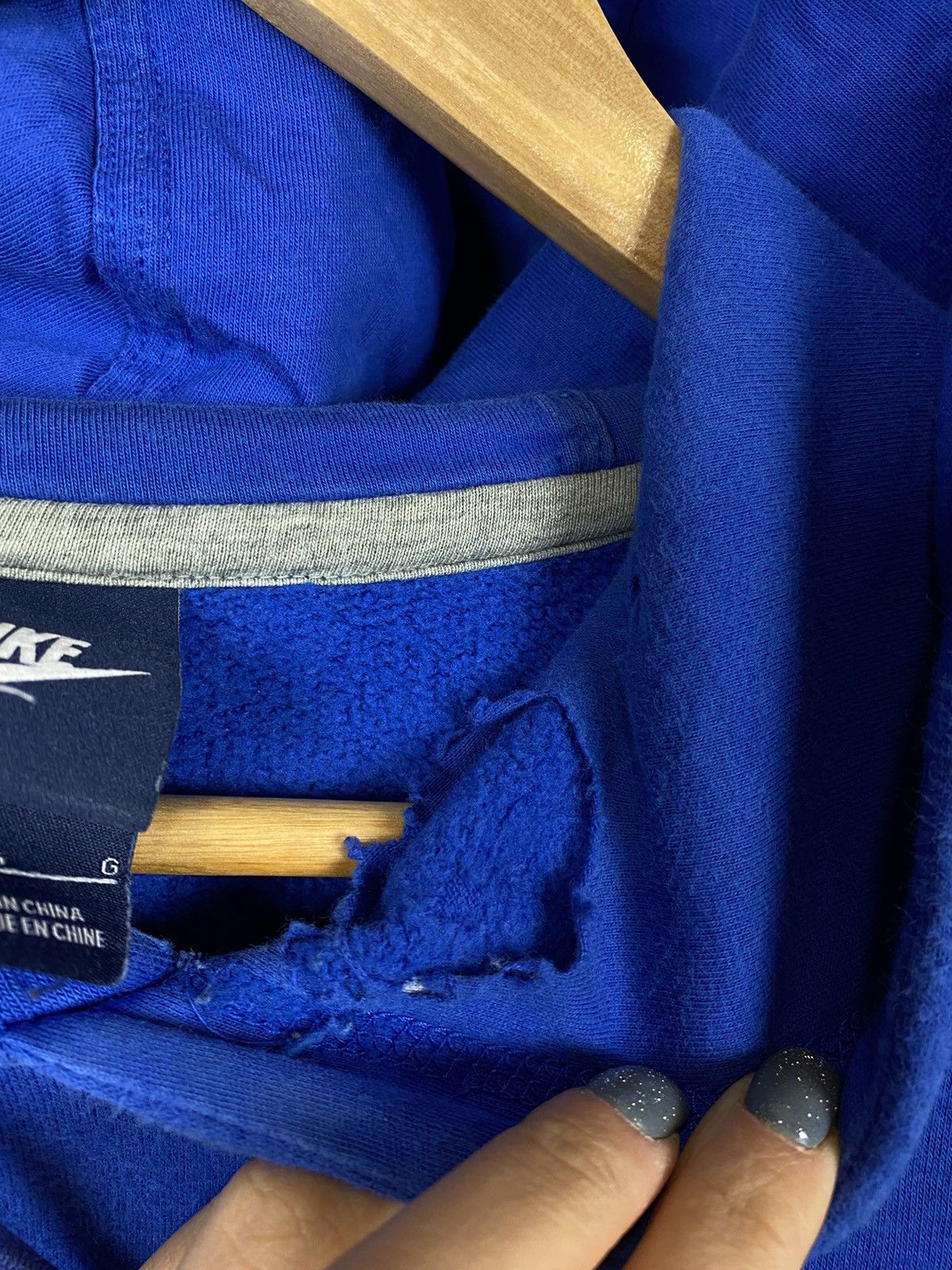 Nike Nike sweatshirt sportswear vintage blue size L Size US L / EU 52-54 / 3 - 6 Thumbnail