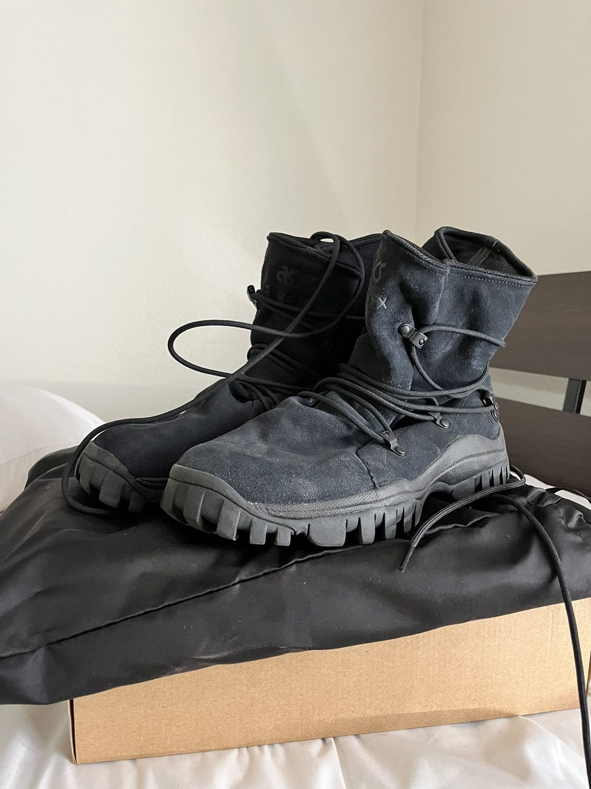 asics nonnative boots