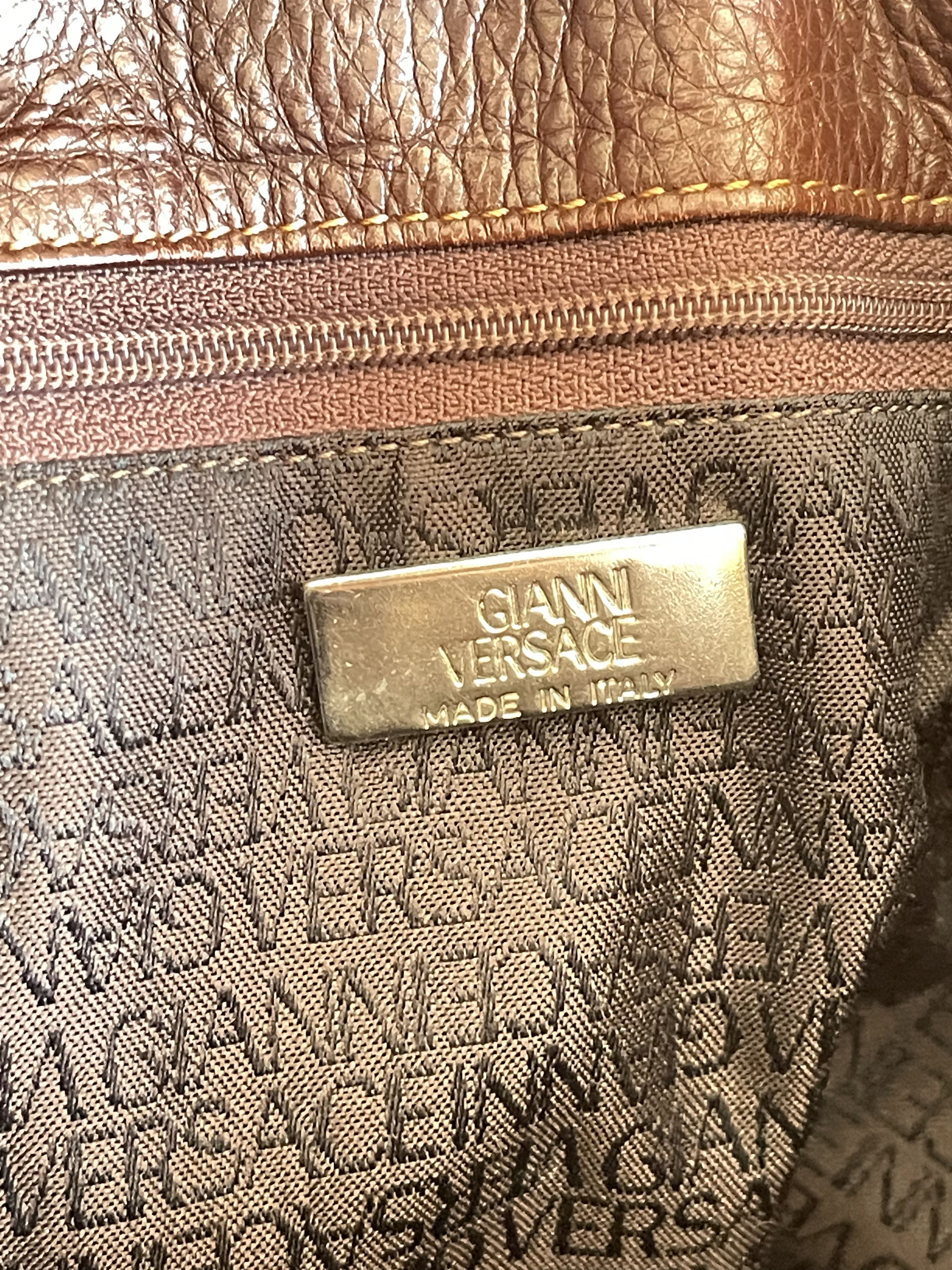 Versace 🔥 Gianni versace vintage leather Bucket bag Size ONE SIZE - 12 Thumbnail