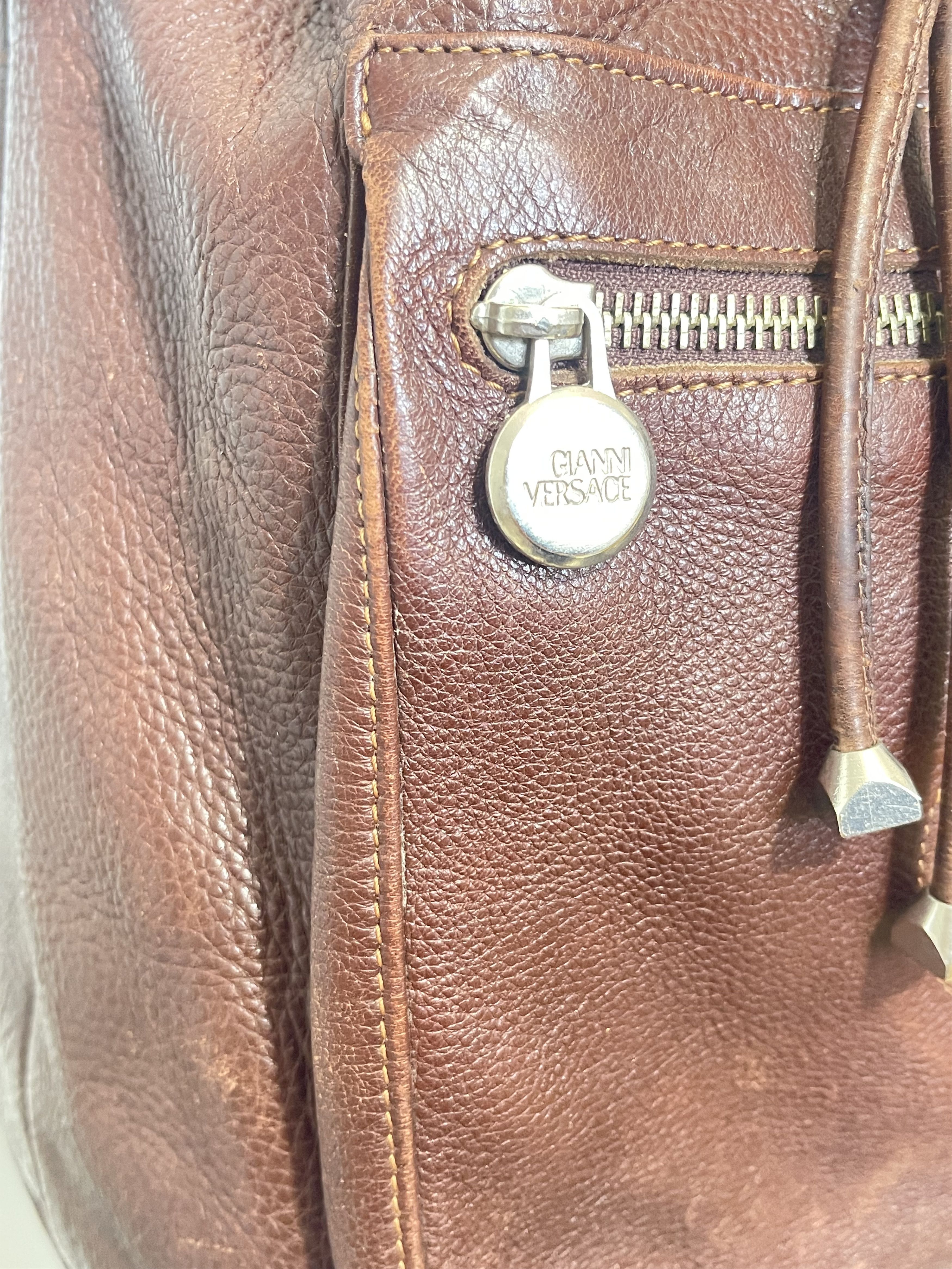 Versace 🔥 Gianni versace vintage leather Bucket bag Size ONE SIZE - 4 Thumbnail