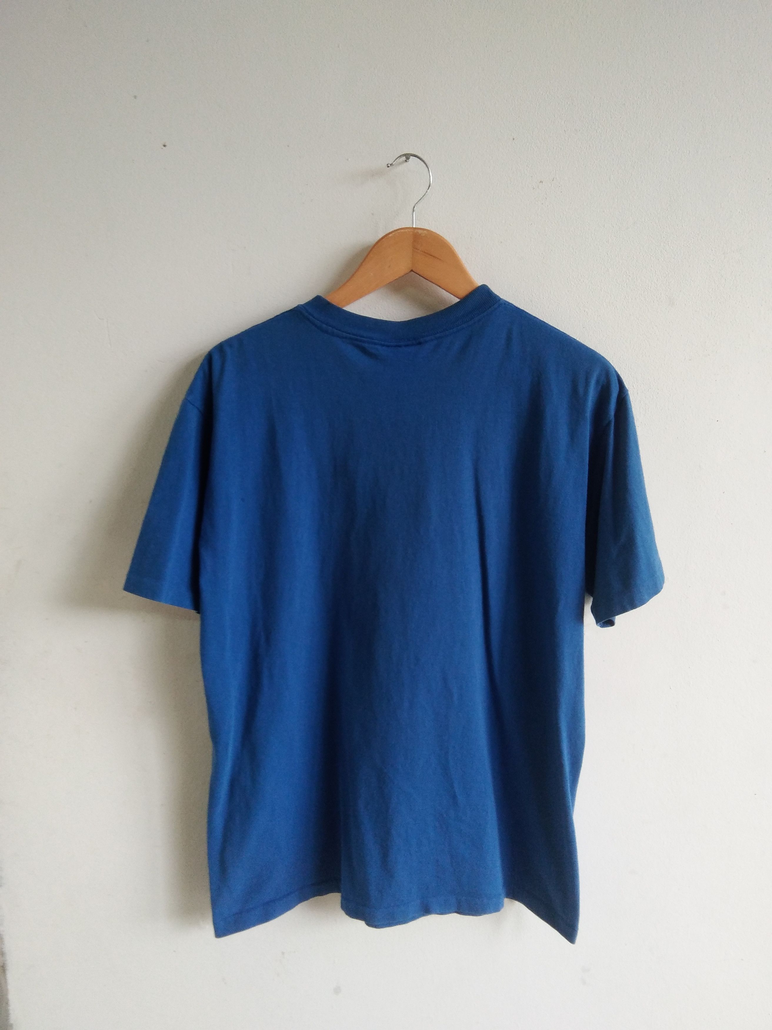 NFL × Nutmeg × Vintage Vintage New York Giants T Shirt 90s NFL Nutmeg Mills Size L Size US L / EU 52-54 / 3 - 3 Thumbnail