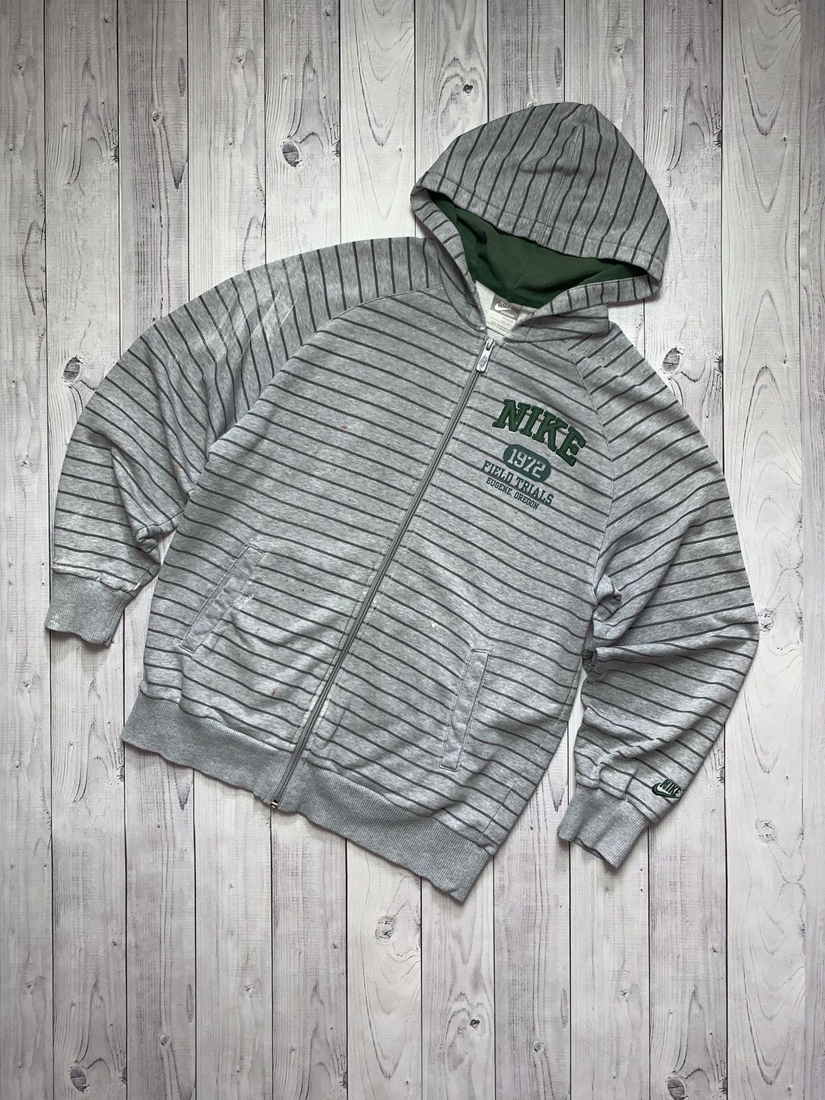 Nike × Vintage Vintage Nike zip hoodie size S striped logo Size US S / EU 44-46 / 1 - 1 Thumbnail