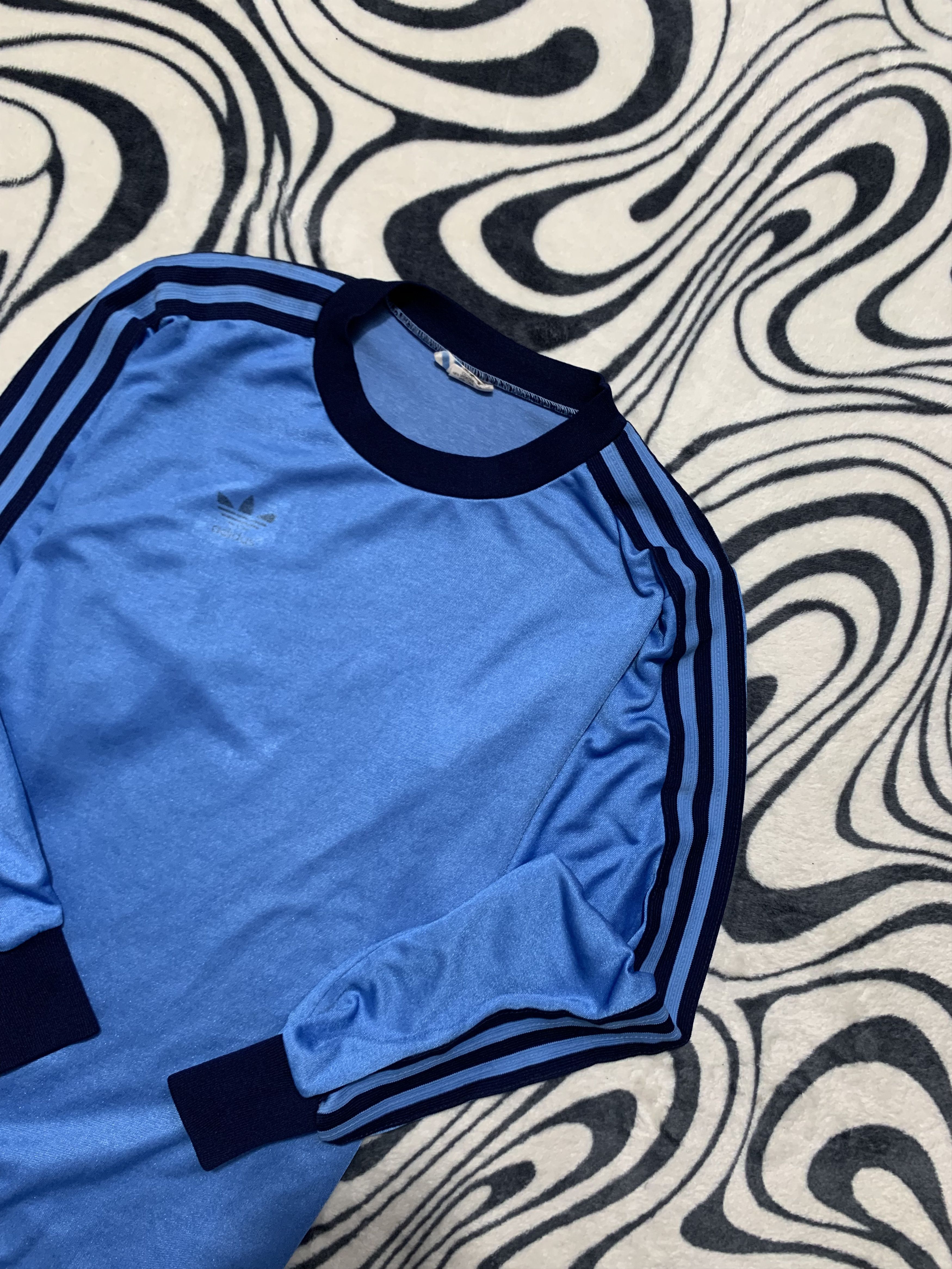 Adidas × Vintage Adidas Vintage Long Sleeve Soccer Jersey Size US S / EU 44-46 / 1 - 2 Thumbnail
