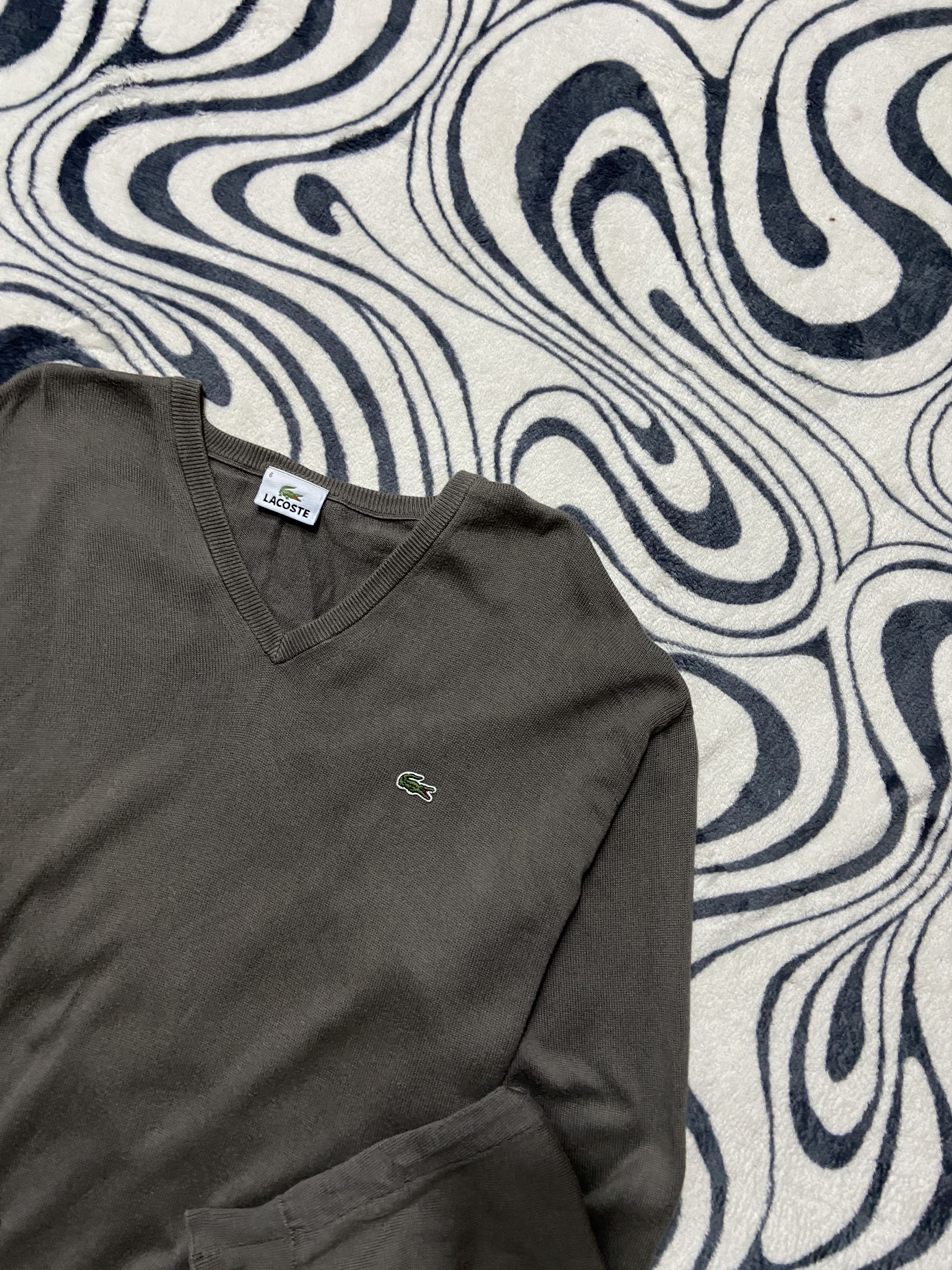 Lacoste Lacoste Vintage Mens V-neck Sweater Size US L / EU 52-54 / 3 - 2 Thumbnail