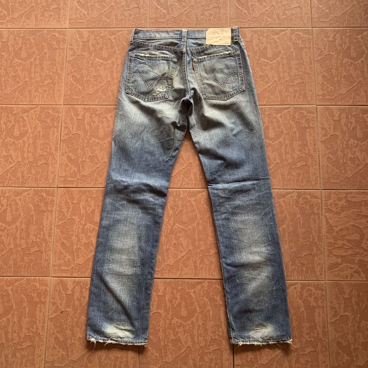 Levi's × Levi's Vintage Clothing LEVI’S S502 DISTRESSED DENIM LEVIS JEANS RIPPED TROUSERS Size US 29 - 10 Thumbnail