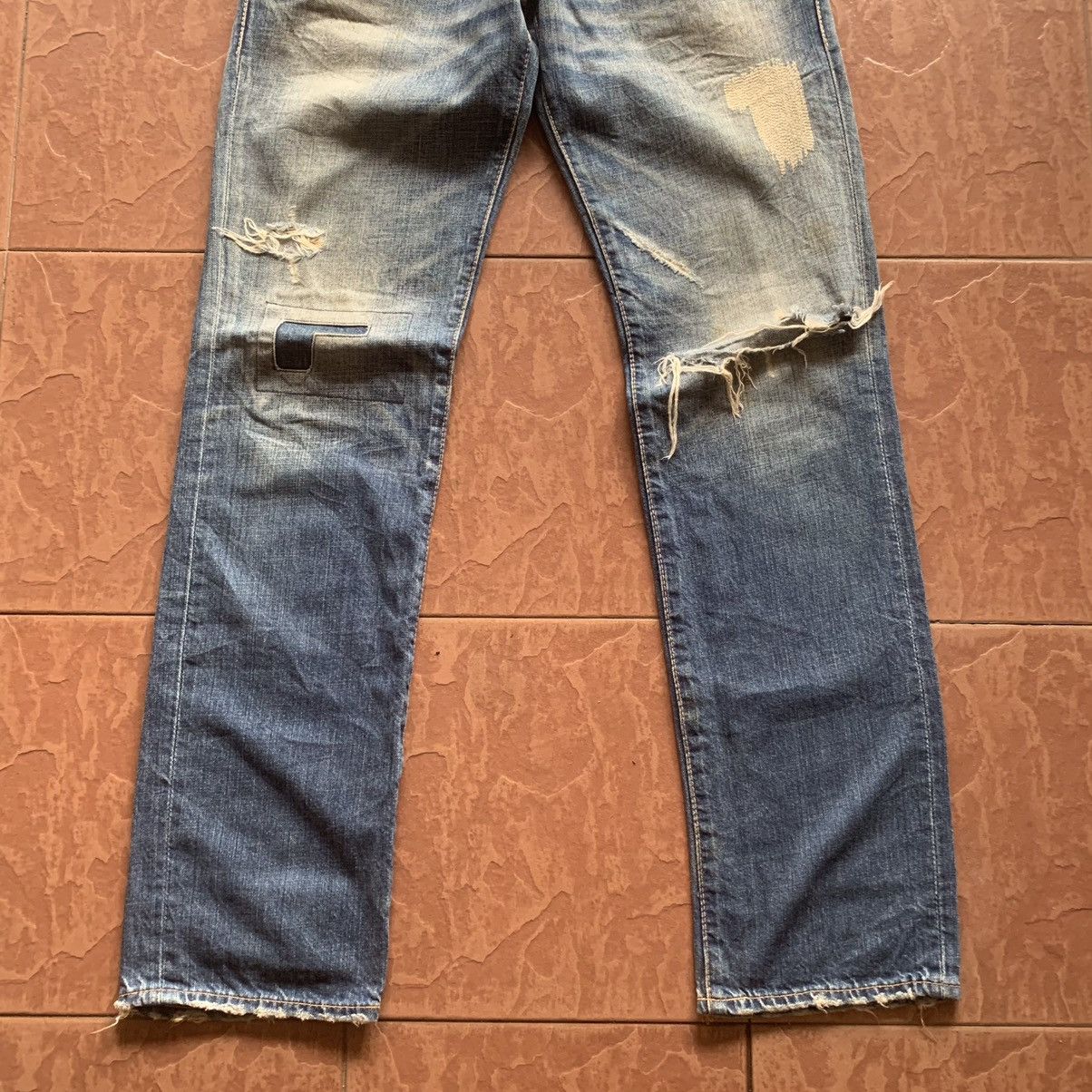 Levi's × Levi's Vintage Clothing LEVI’S S502 DISTRESSED DENIM LEVIS JEANS RIPPED TROUSERS Size US 29 - 3 Thumbnail