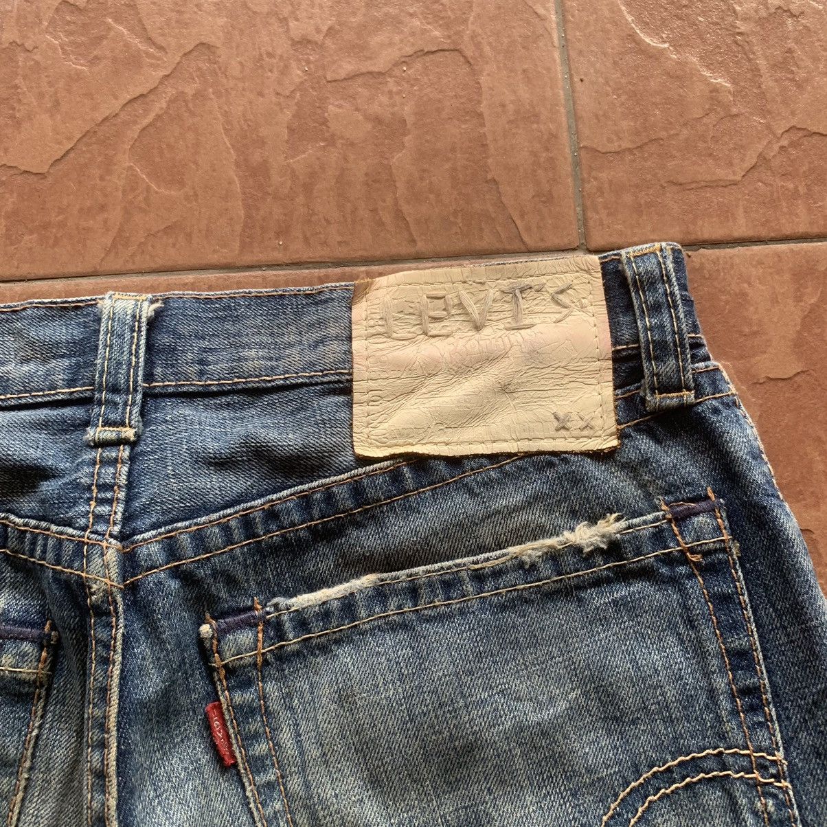 Levi's × Levi's Vintage Clothing LEVI’S S502 DISTRESSED DENIM LEVIS JEANS RIPPED TROUSERS Size US 29 - 12 Thumbnail