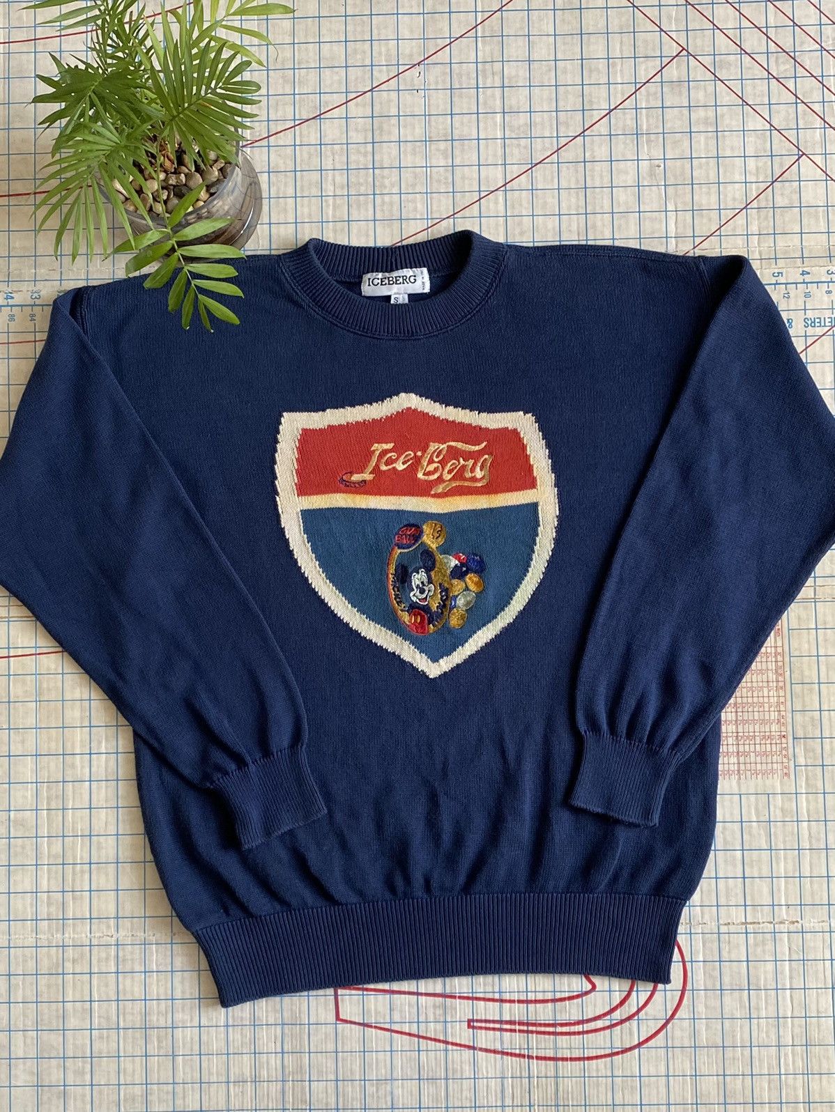 Great Description About Iceberg Sweater 90s