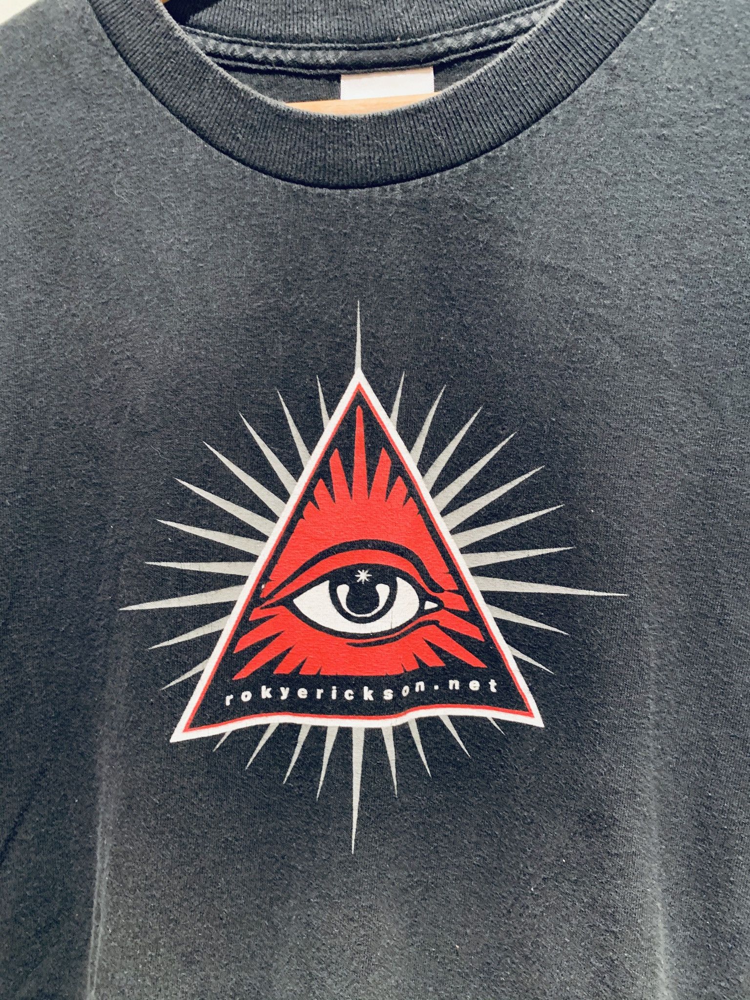 Band Tees × Vintage *RARE* Vintage Roky Erickson Pyramid Eye Logo T-Shirt - L Size US L / EU 52-54 / 3 - 5 Thumbnail