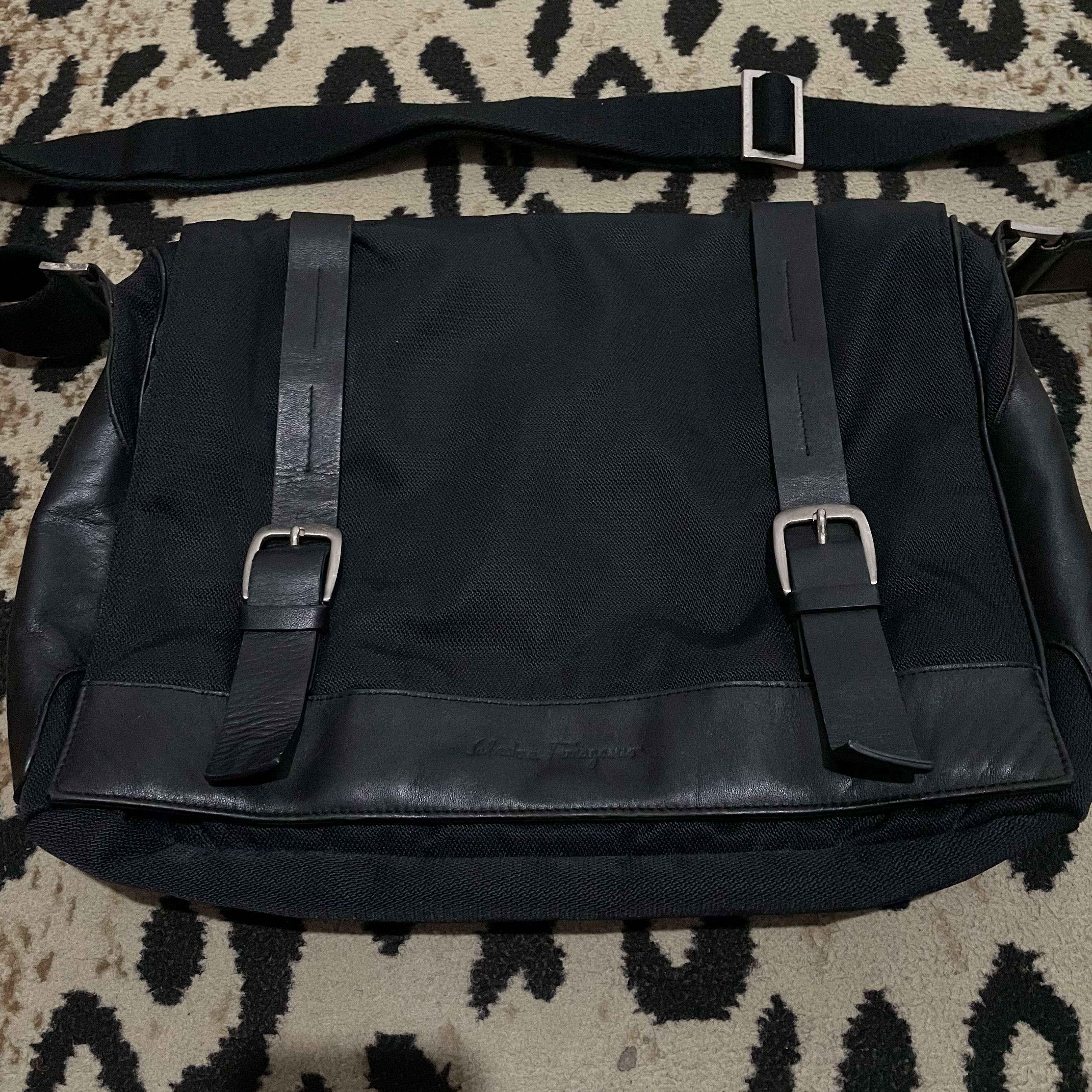 Salvatore Ferragamo Salvatore Ferragamo Slingbag Size ONE SIZE - 2 Thumbnail