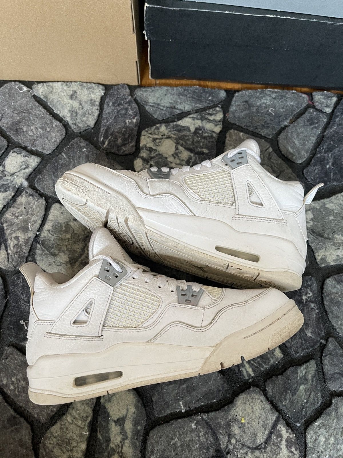 Jordan Brand Jordan 4 pure money Size US 6 / EU 39 - 3 Thumbnail