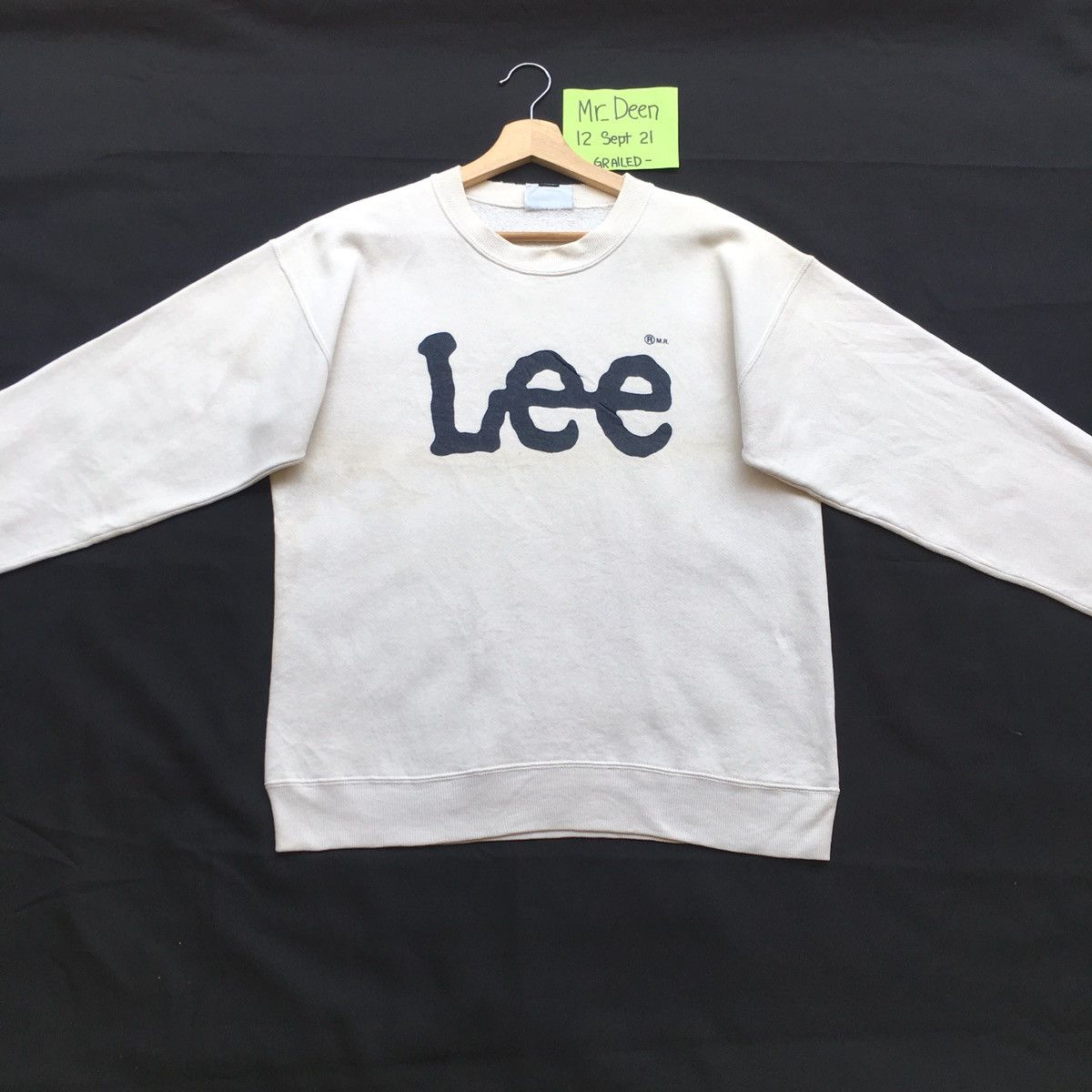Lee Vintage 90s Rare Lee Big Logo Sweatshirt Size US L / EU 52-54 / 3 - 1 Thumbnail
