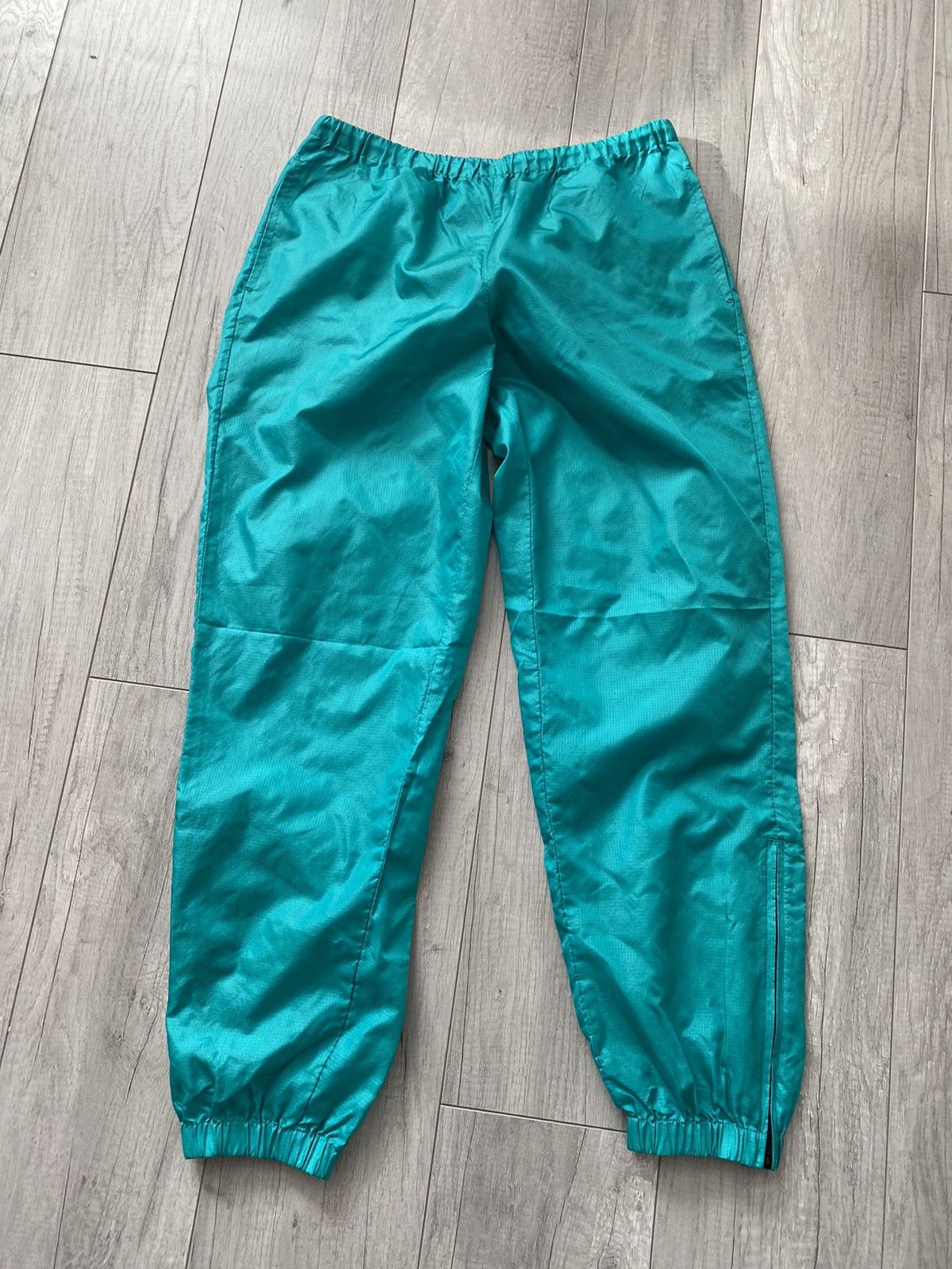 Vintage 90’s Aqua Green Eddie Bauer Baggy Track pants