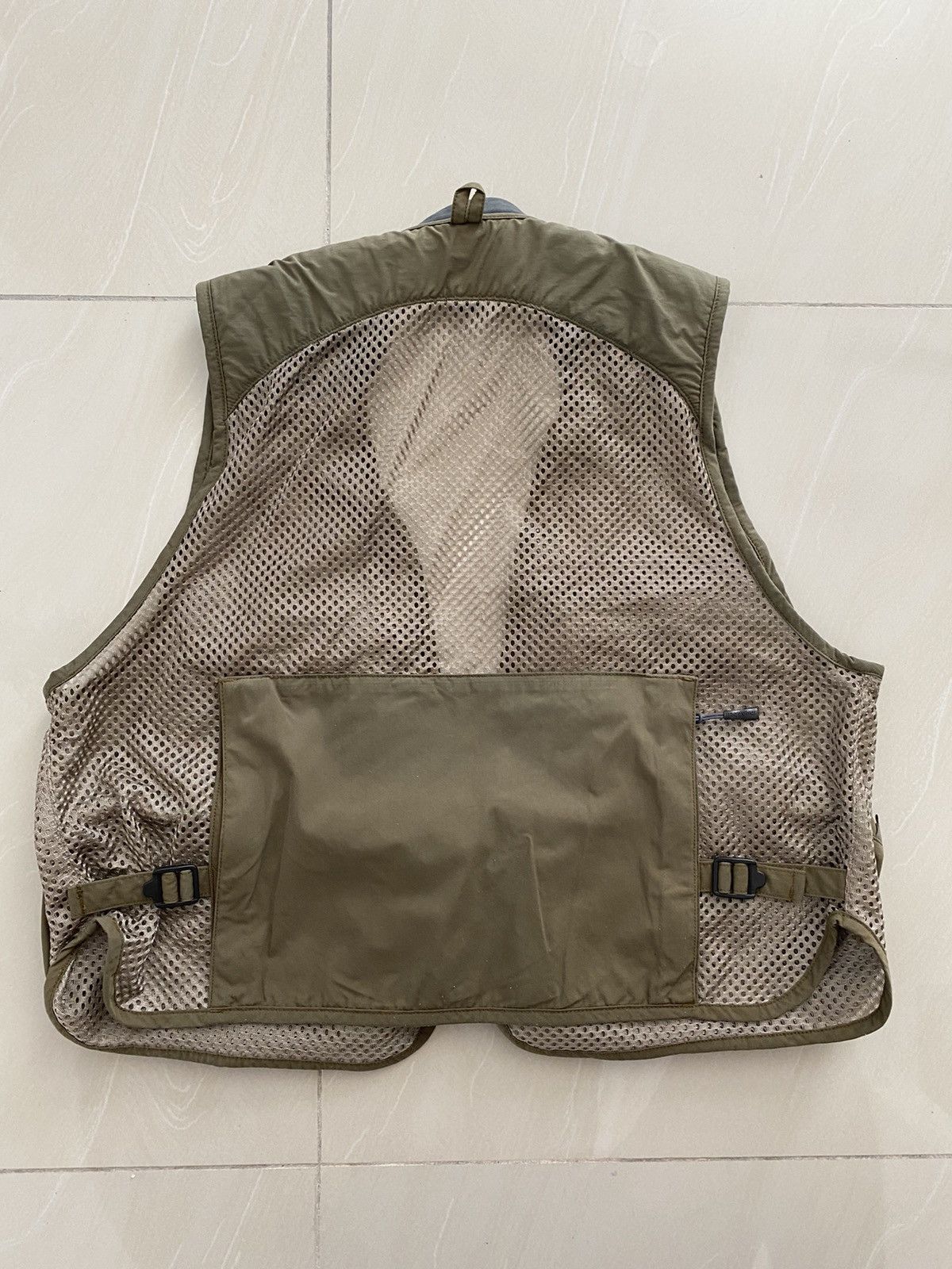 Montbell Mont Bell bondage multipocket Vest design Military Size US M / EU 48-50 / 2 - 4 Thumbnail