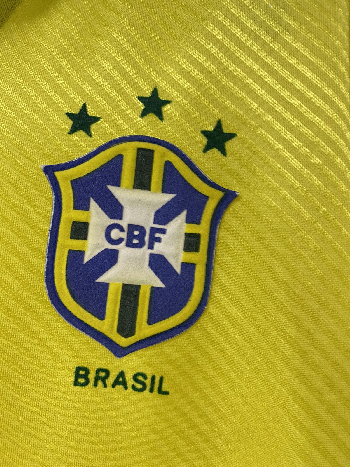 Umbro × Vintage Vintage 94’s Brazil Home Jersey Design Size US M / EU 48-50 / 2 - 4 Thumbnail