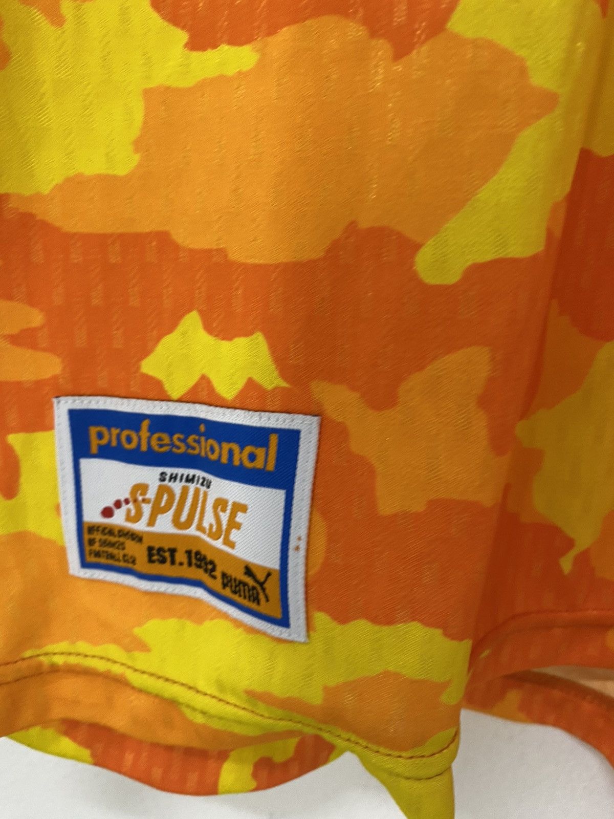 Puma Vintage 90’s Shimizu S-Pulse Home Jersey Shirt Camouflaged Size US M / EU 48-50 / 2 - 5 Thumbnail