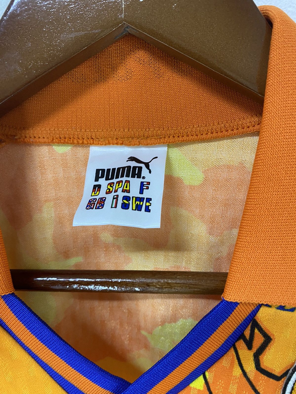 Puma Vintage 90’s Shimizu S-Pulse Home Jersey Shirt Camouflaged Size US M / EU 48-50 / 2 - 3 Thumbnail