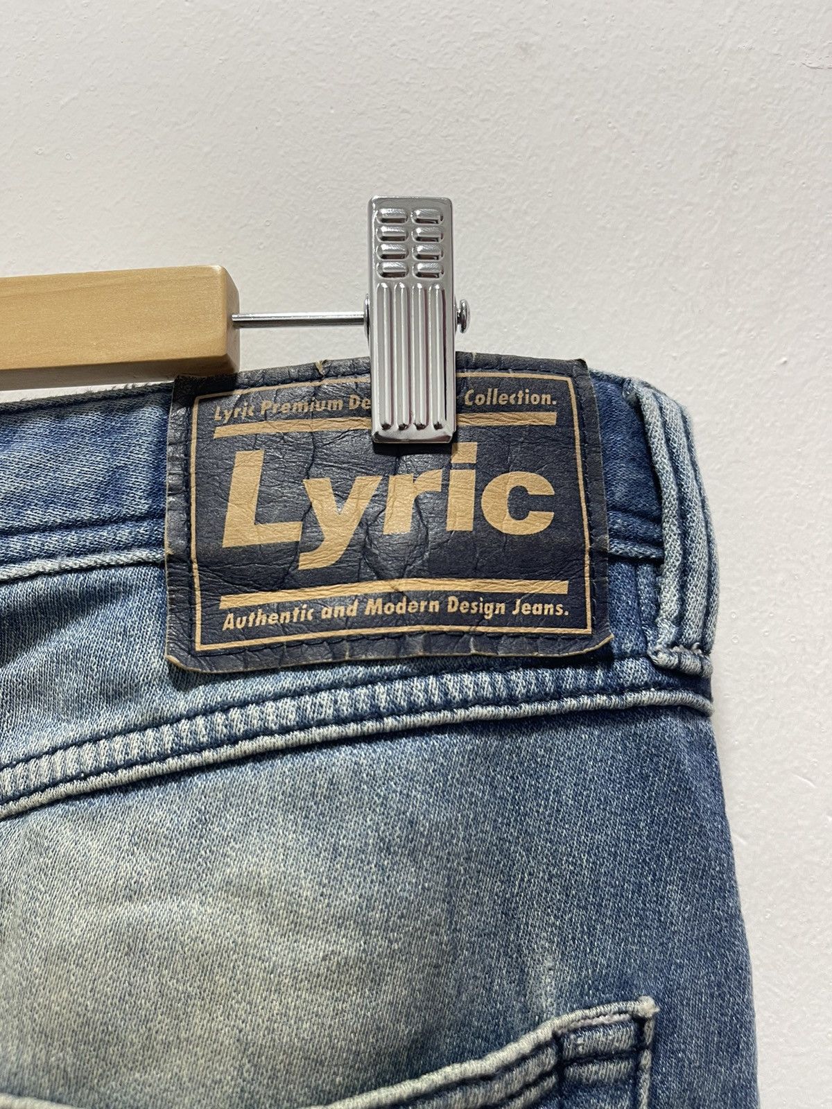 Japanese Brand × Vintage JAPANESE LYRIC 9 POCKET SHORT PANTS DENIM Size US 31 - 8 Thumbnail