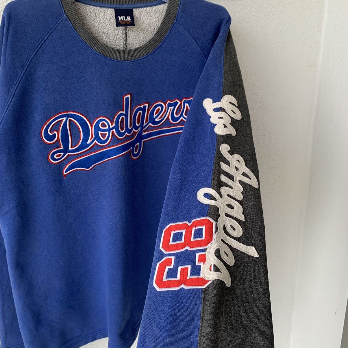 MLB DODGERS 83 sweatshirt spell out big logo.. Size US L / EU 52-54 / 3 - 5 Thumbnail