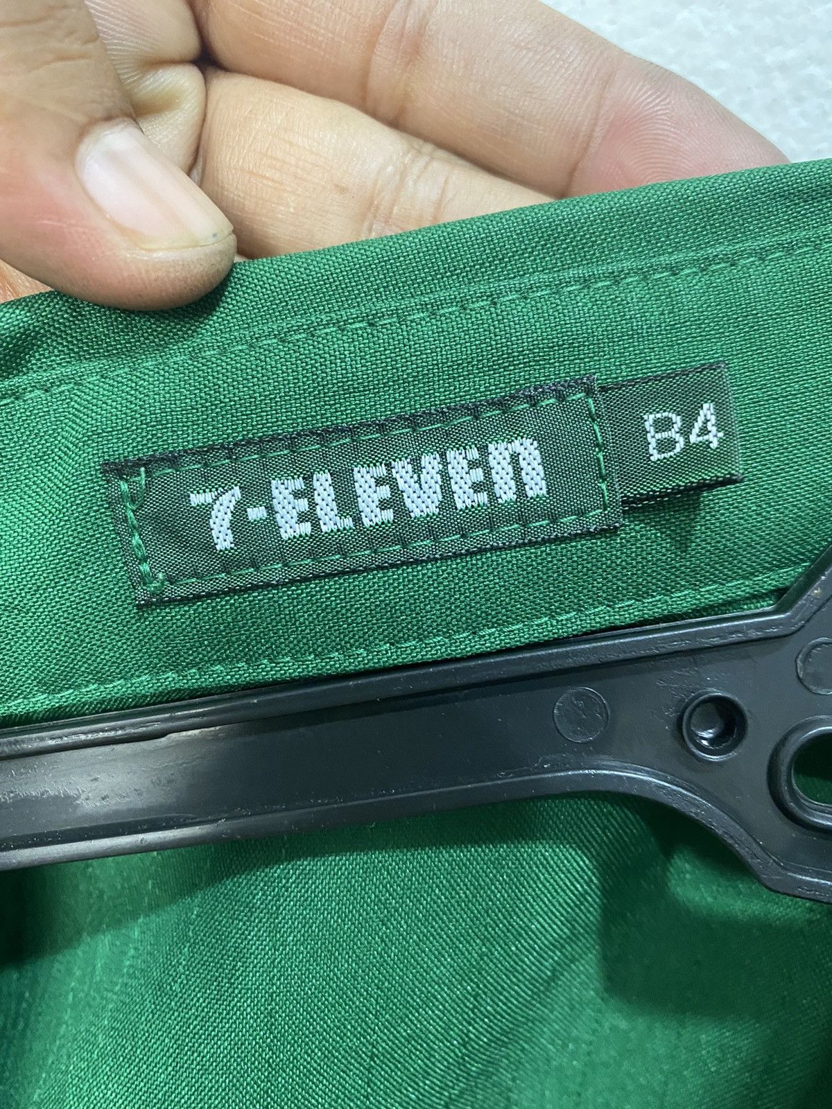 Uniform Studios VINTAGE SEVEN ELEVEN UNIFORM GREEN RAINBOW Size US L / EU 52-54 / 3 - 6 Thumbnail