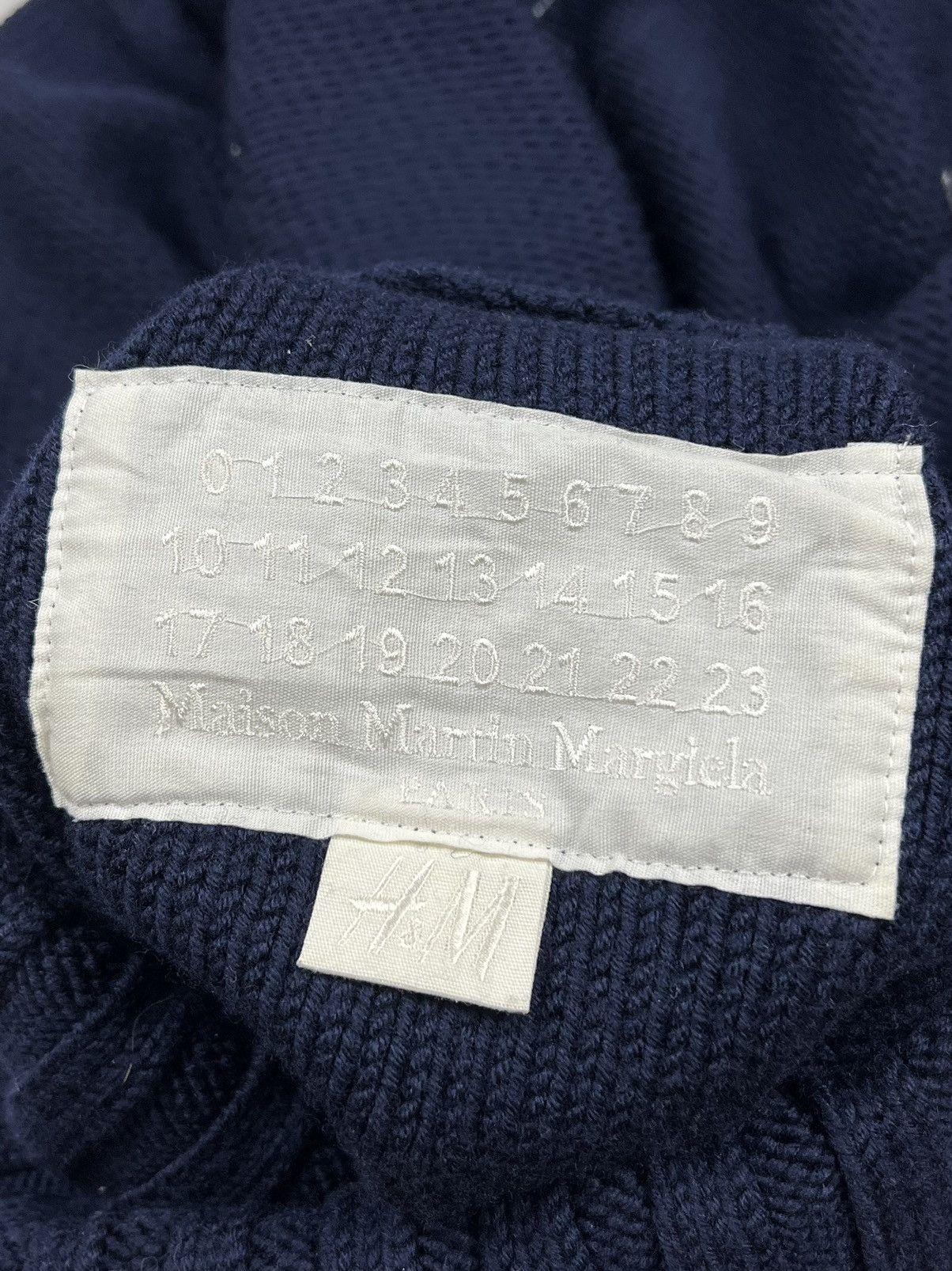 H&M × Maison Margiela Maison Margiela x H&M Navy Knit Dress Size XS / US 0-2 / IT 36-38 - 11 Thumbnail