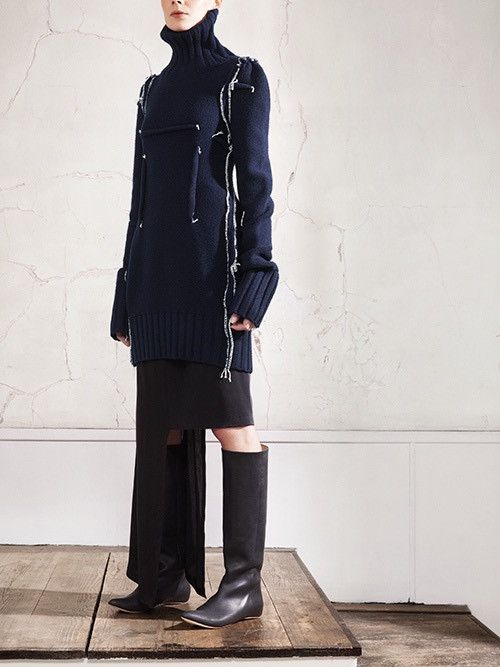 H&M × Maison Margiela Maison Margiela x H&M Navy Knit Dress Size XS / US 0-2 / IT 36-38 - 1 Thumbnail