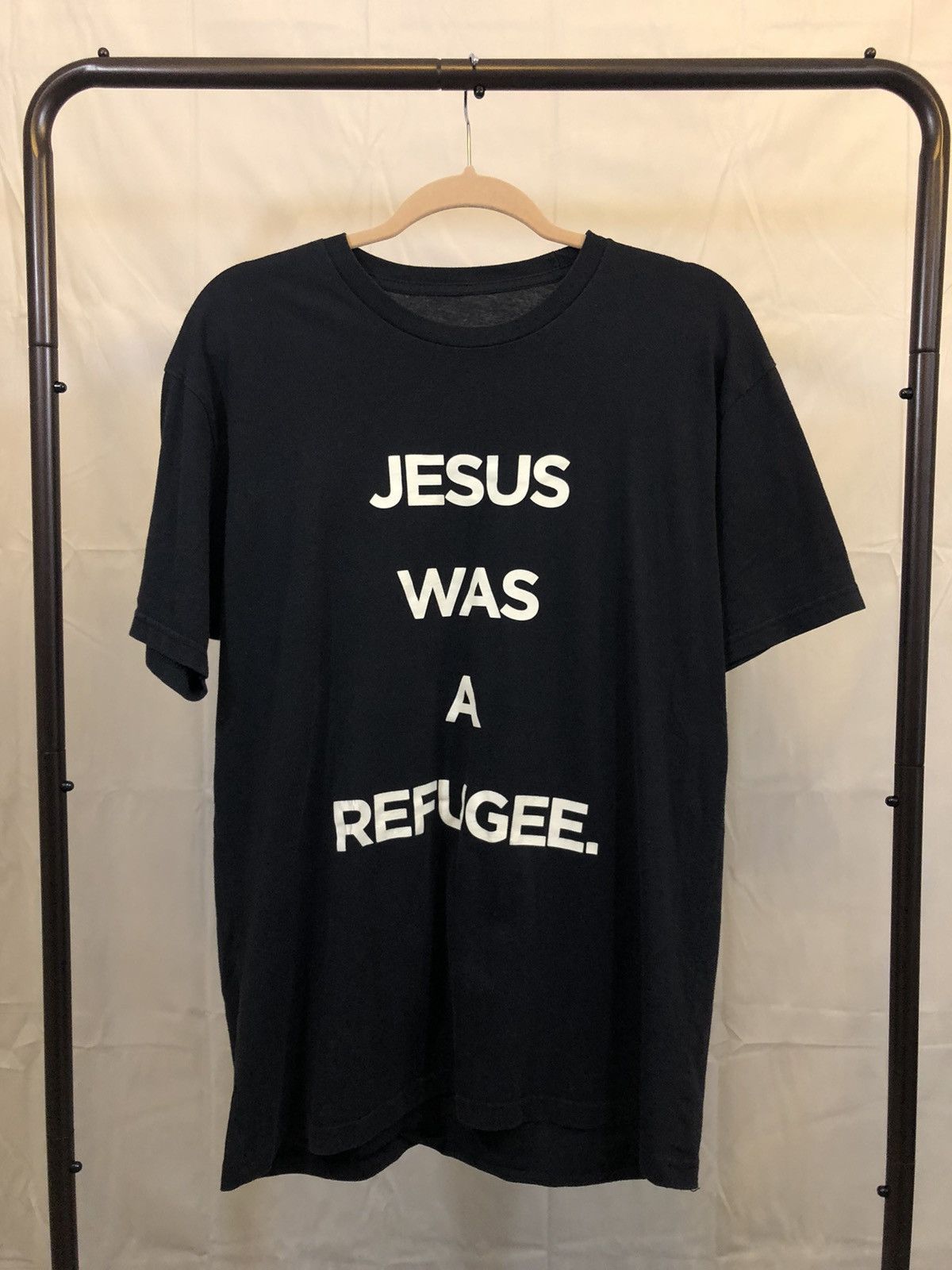 Vintage Jesus Thin Soft Black Religion Tee Size US L / EU 52-54 / 3 - 1 Thumbnail