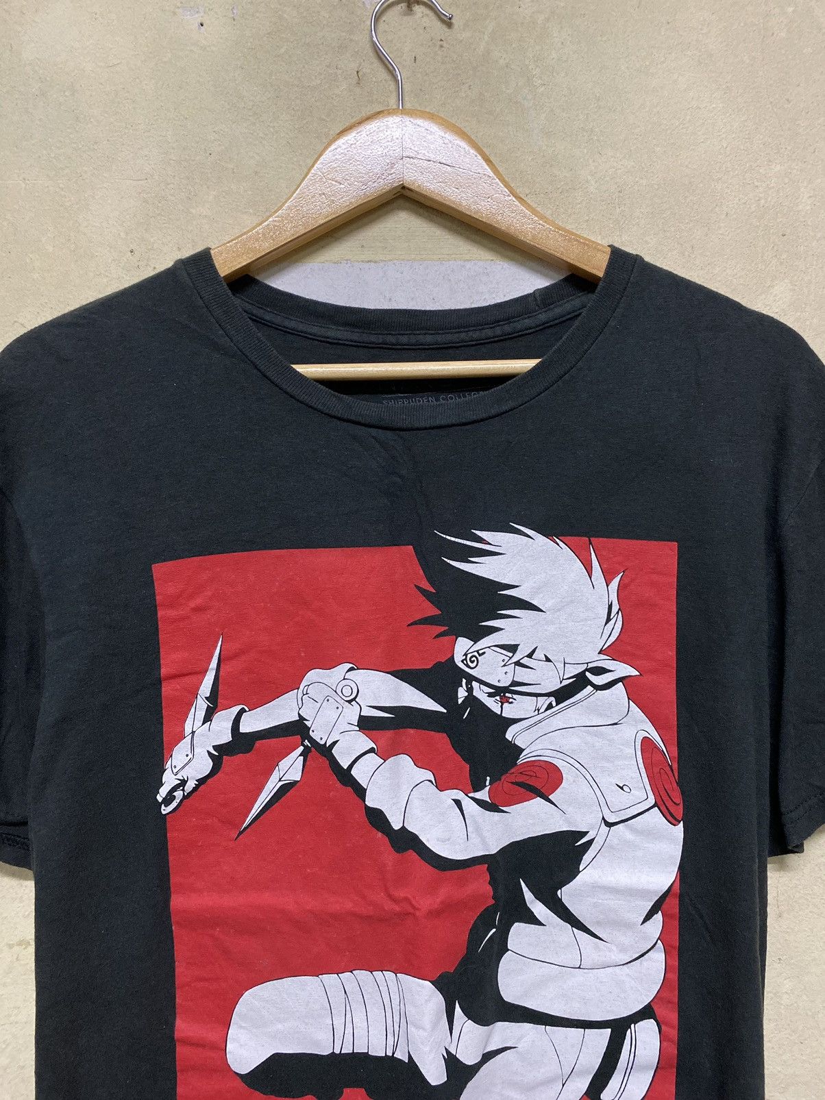 Anime × Japanese Brand × Vintage Vintage Y2K Naruto Shippuden 2007 Kakashi Photo Tee Size US L / EU 52-54 / 3 - 2 Thumbnail