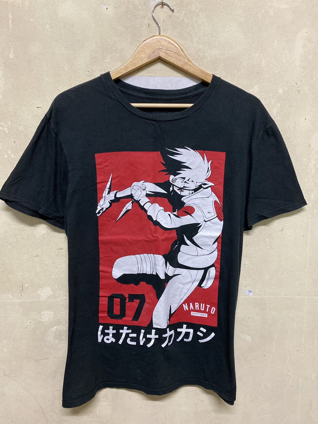 Anime × Japanese Brand × Vintage Vintage Y2K Naruto Shippuden 2007 Kakashi Photo Tee Size US L / EU 52-54 / 3 - 1 Thumbnail
