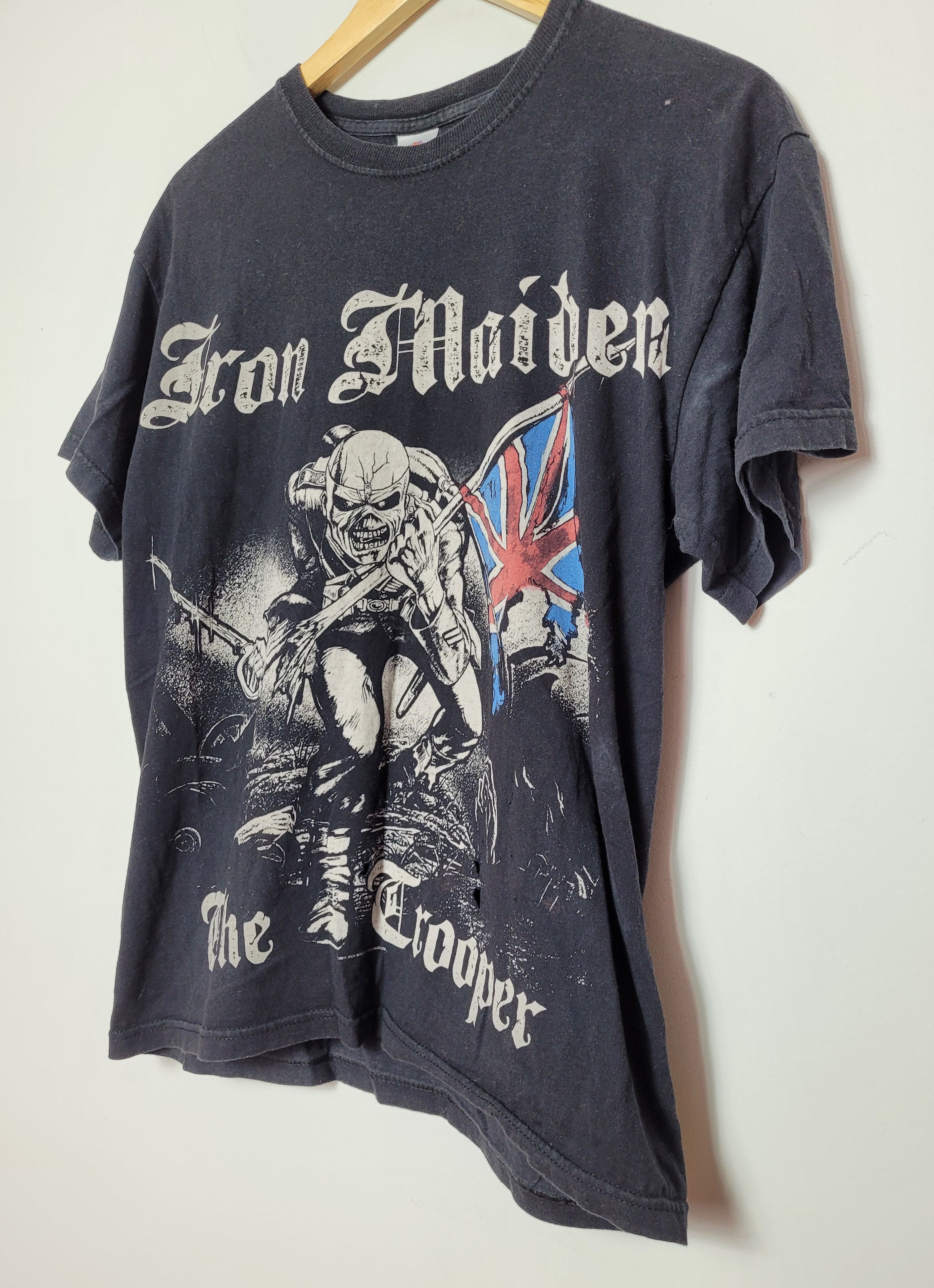 Band Tees × Vintage vintage Iron Maiden distressed t-shirt Size US M / EU 48-50 / 2 - 4 Thumbnail