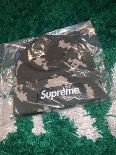 Supreme New Era Box Logo Beanie for Sale in Cathedral City, CA