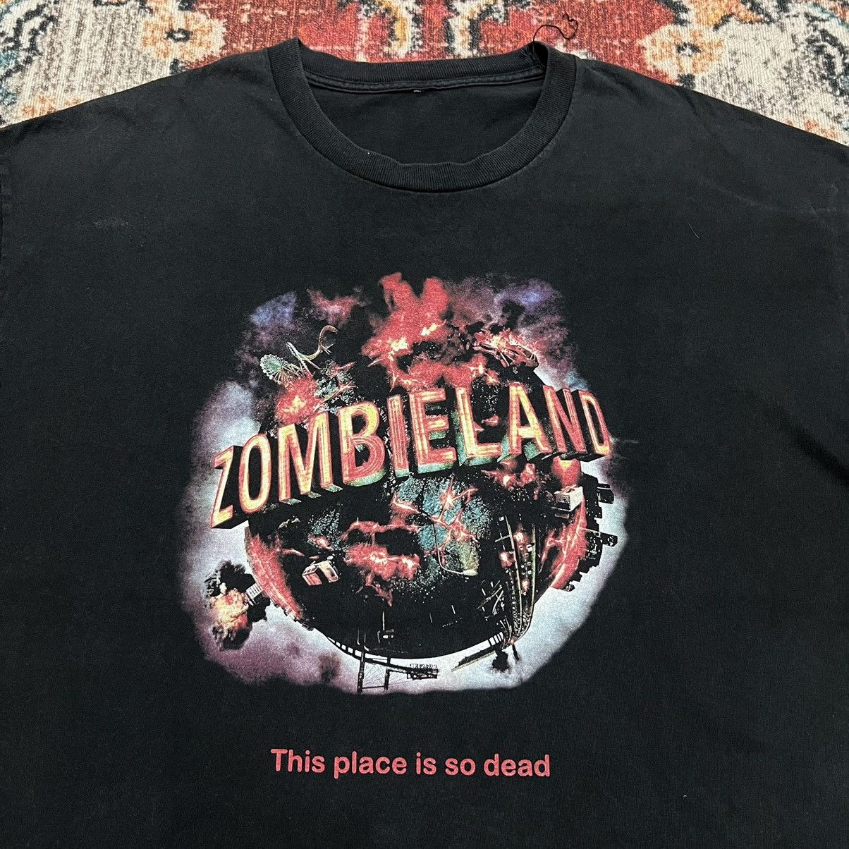 Vintage Zombieland 2009 Movie Poster Tshirt Size US XL / EU 56 / 4 - 1 Thumbnail