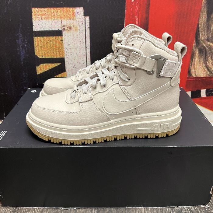 Nike WMNS Air Force 1 High Utility 2.0 - Fossil Stone / Pearl
