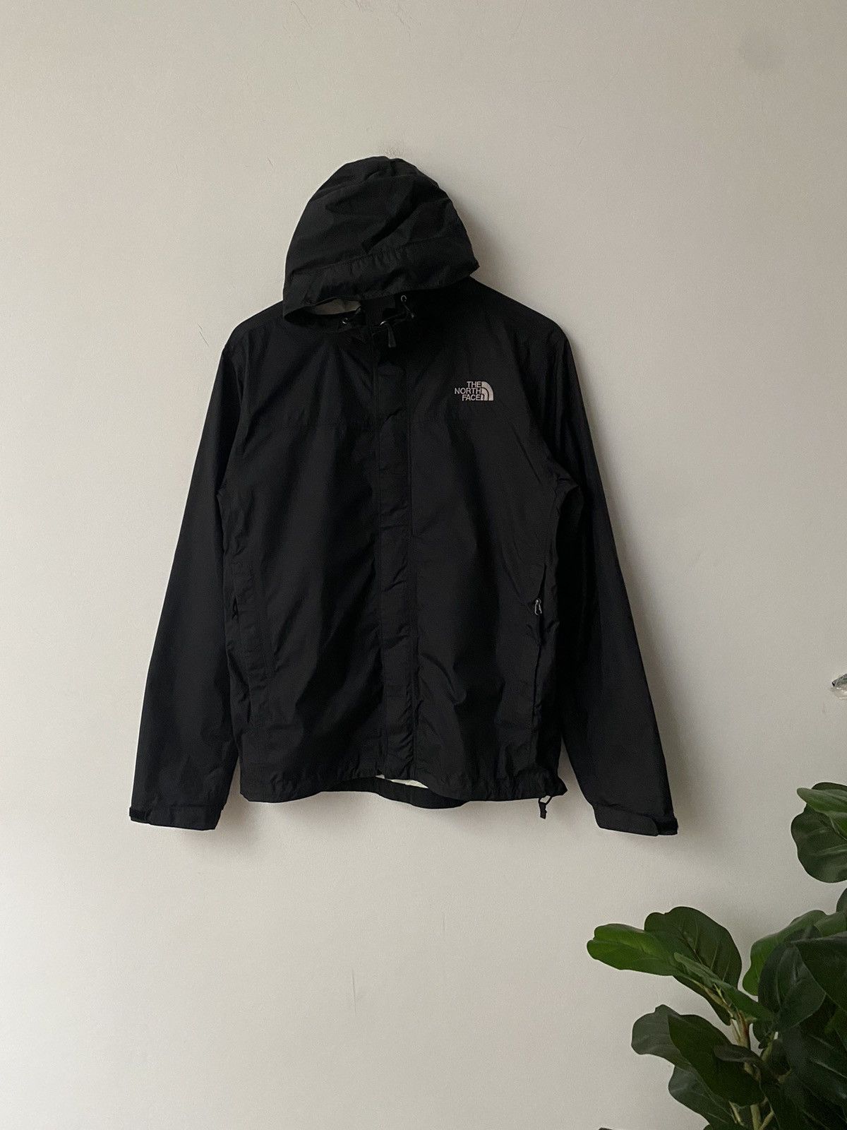 image of Goretex x The North Face Hyvent 2.5L Jacket Design Waterproof Hoodie in Black, Men's (Size Large)