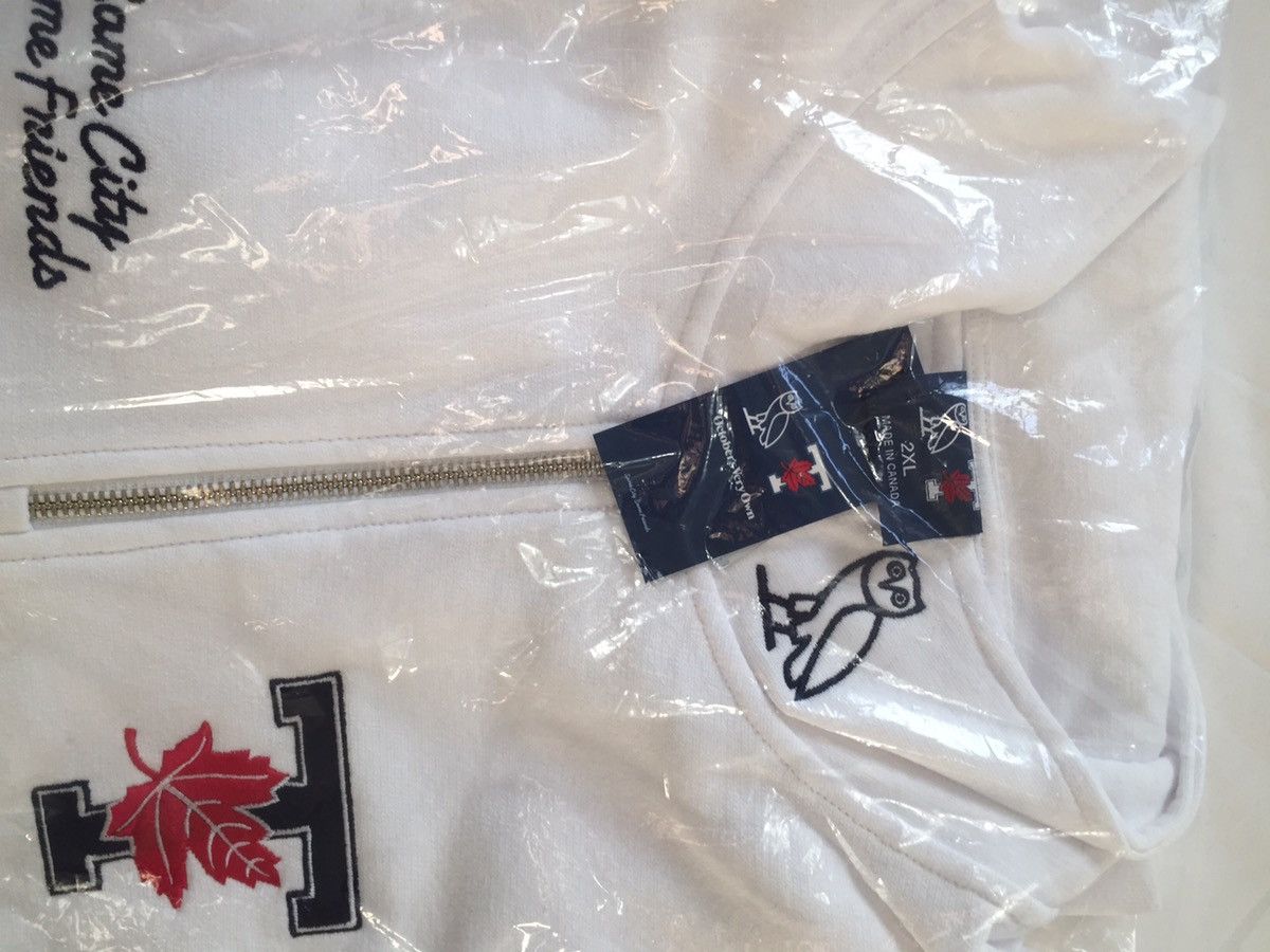 Drake OVO X UofT QUARTER ZIP SWEATSHIRT - White Size US L / EU 52-54 / 3 - 8 Thumbnail