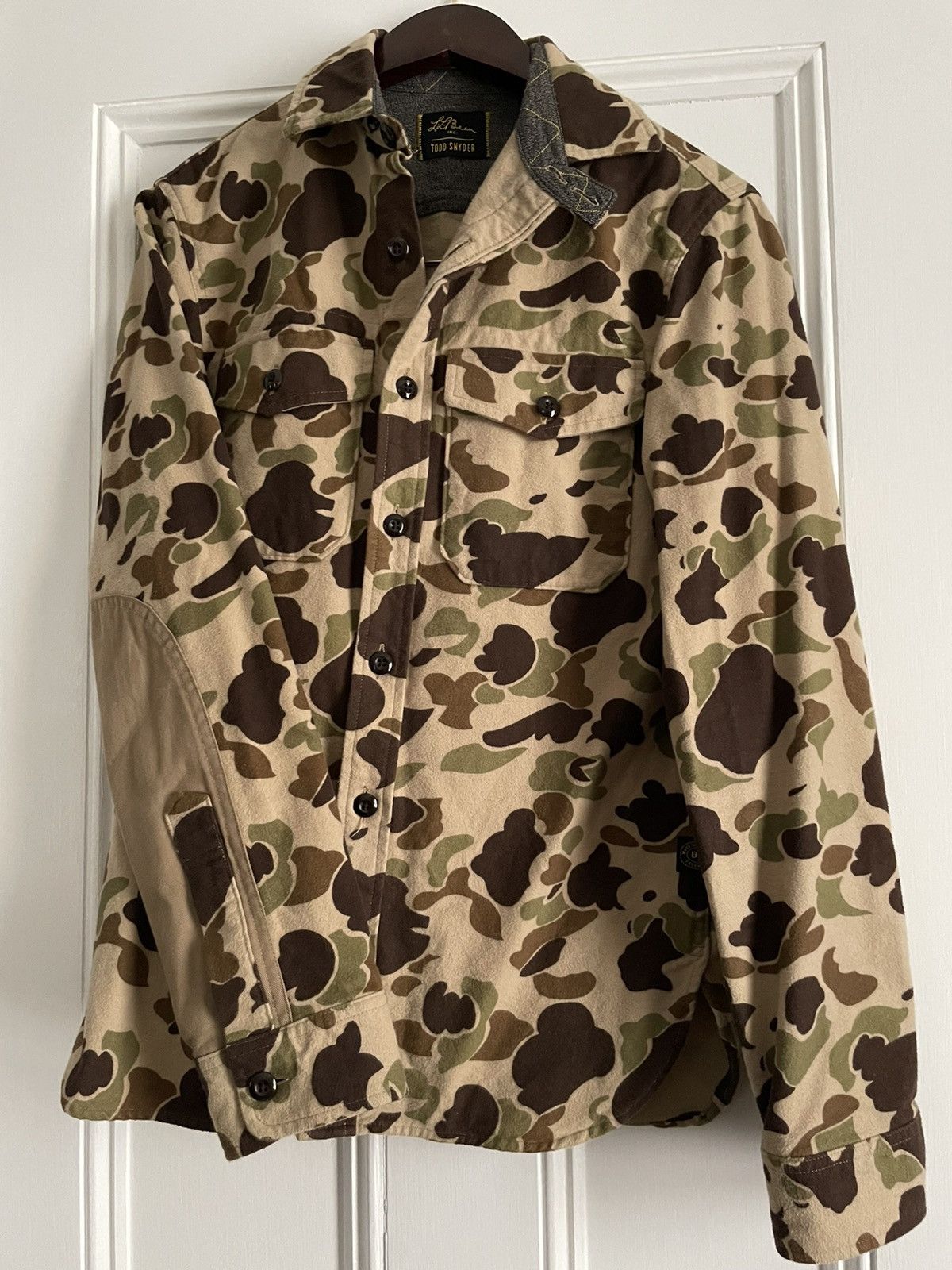 L.L.BEAN X TODD outlet SNYDER Printed Chamois Shirt in Olive Maine Camo LARGE