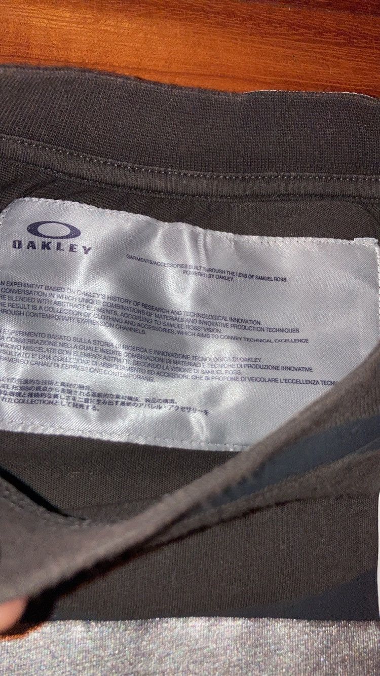 Oakley OAKLEY X SAMUEL ROSS METAL MULTIFABRIC TEE Size US M / EU 48-50 / 2 - 3 Thumbnail