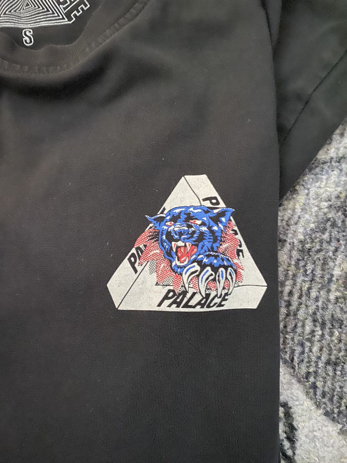 Palace Palace Ripped T-Shirt Black Size US S / EU 44-46 / 1 - 2 Thumbnail