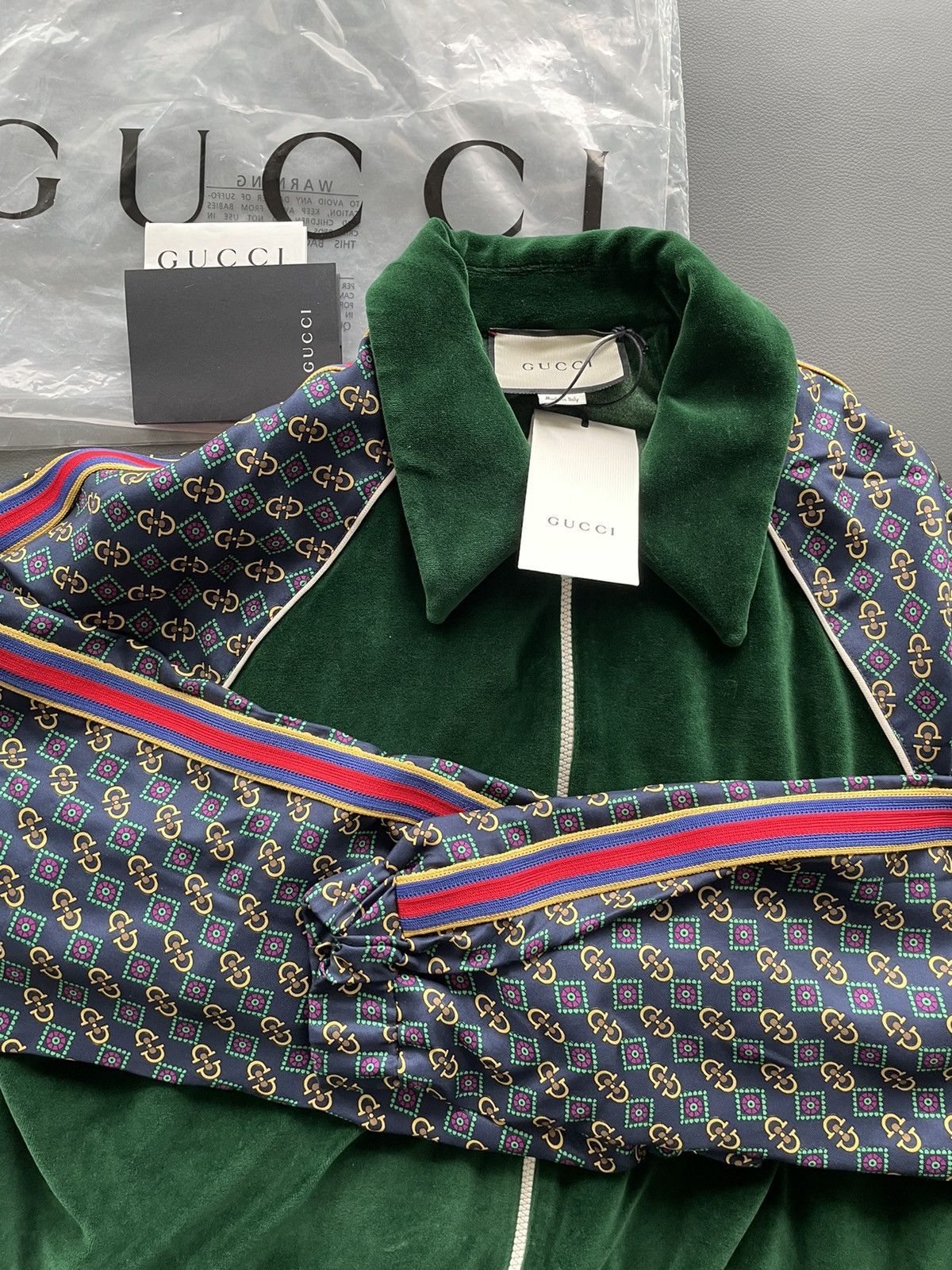 Gucci $2,500 Brand New Gucci Super Runway Limited Velvet Jacket Size US L / EU 52-54 / 3 - 24 Thumbnail