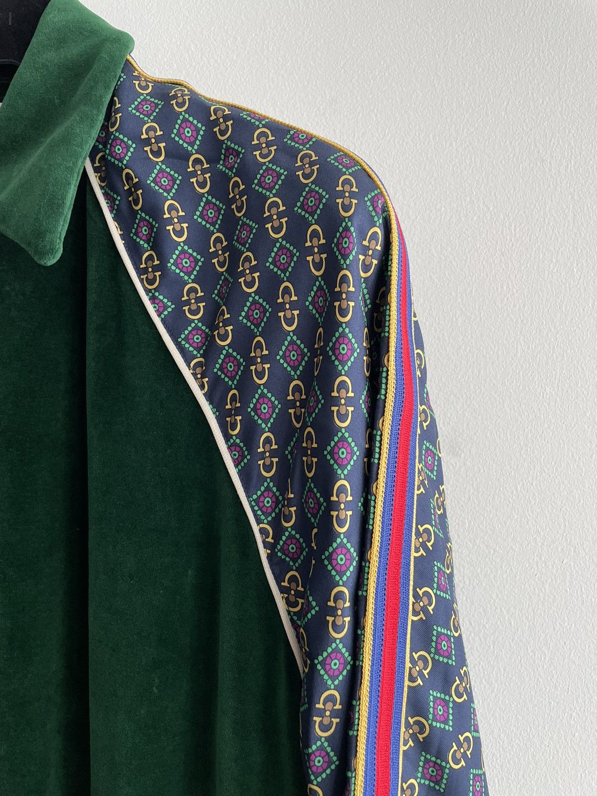 Gucci $2,500 Brand New Gucci Super Runway Limited Velvet Jacket Size US L / EU 52-54 / 3 - 3 Thumbnail