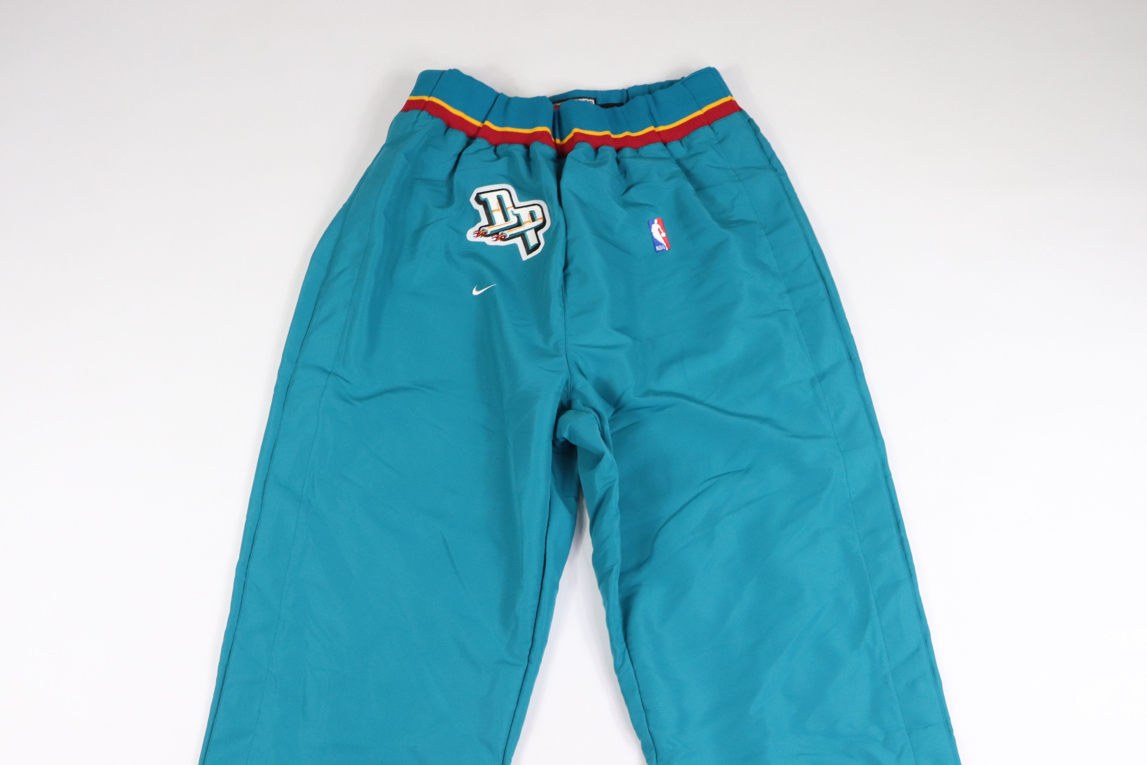 New Vintage Nike NBA Detroit Pistons On Court Pants Teal