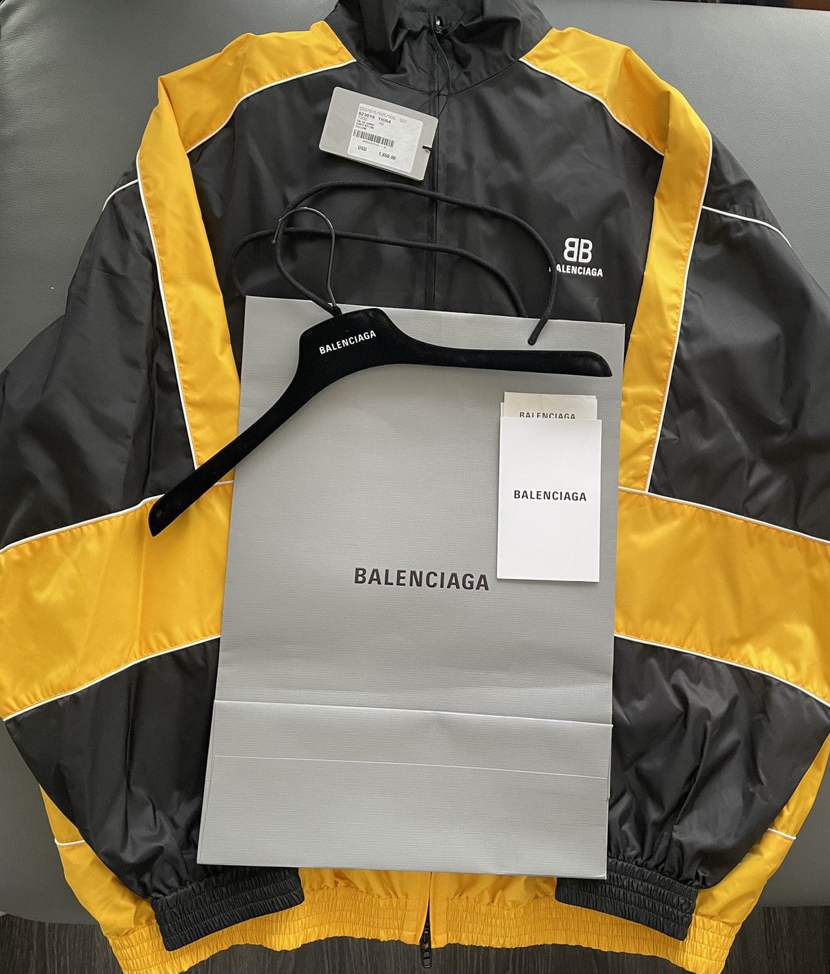 Balenciaga Limited Edition Runway $2k Brand NEW BB Logo Track Jacket Size US XL / EU 56 / 4 - 5 Thumbnail
